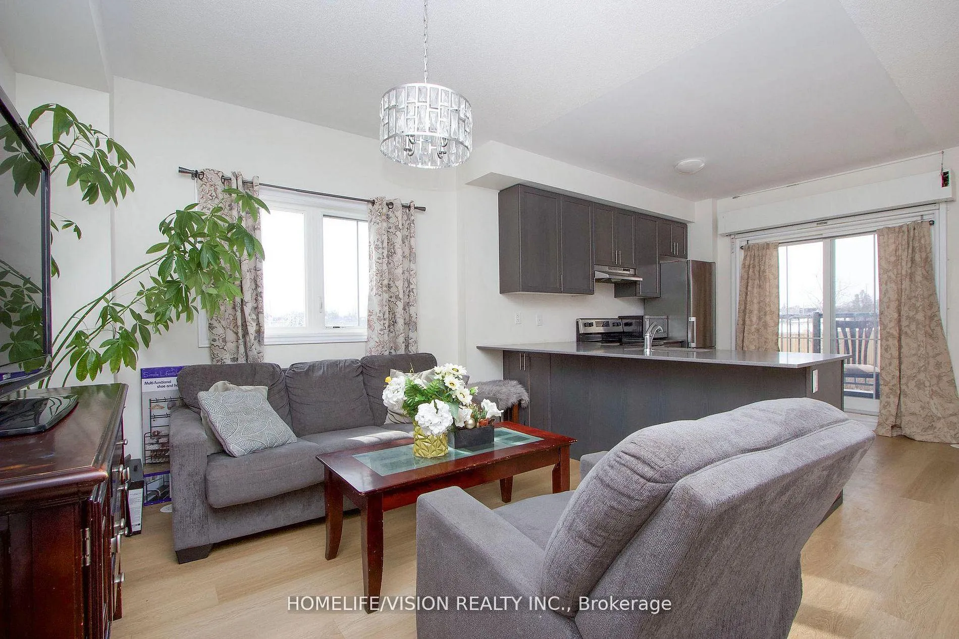 Photo 9 of Unit 12, 490 Beresford Path, Oshawa, Central — HOMEH