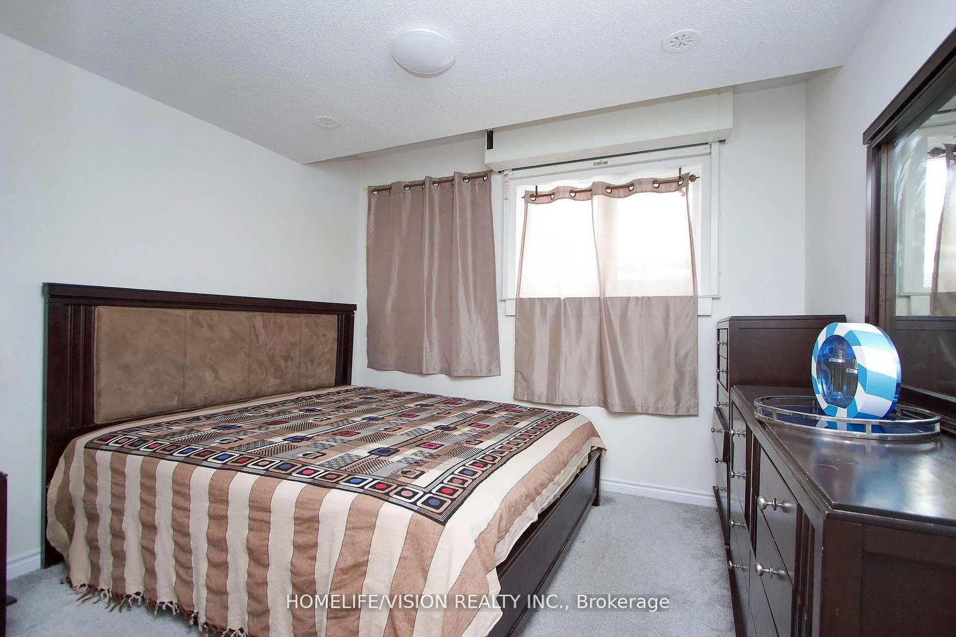 Photo 11 of Unit 12, 490 Beresford Path, Oshawa, Central — HOMEH