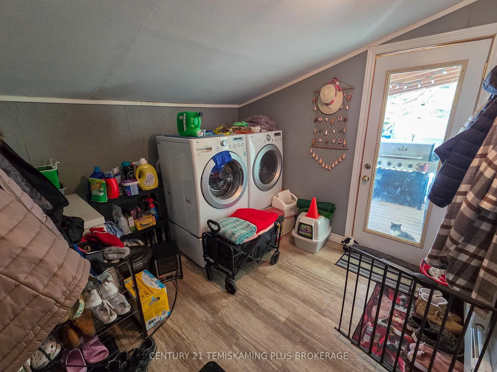Photo 3 of 75 Seventh Avenue, Englehart — HOMEH