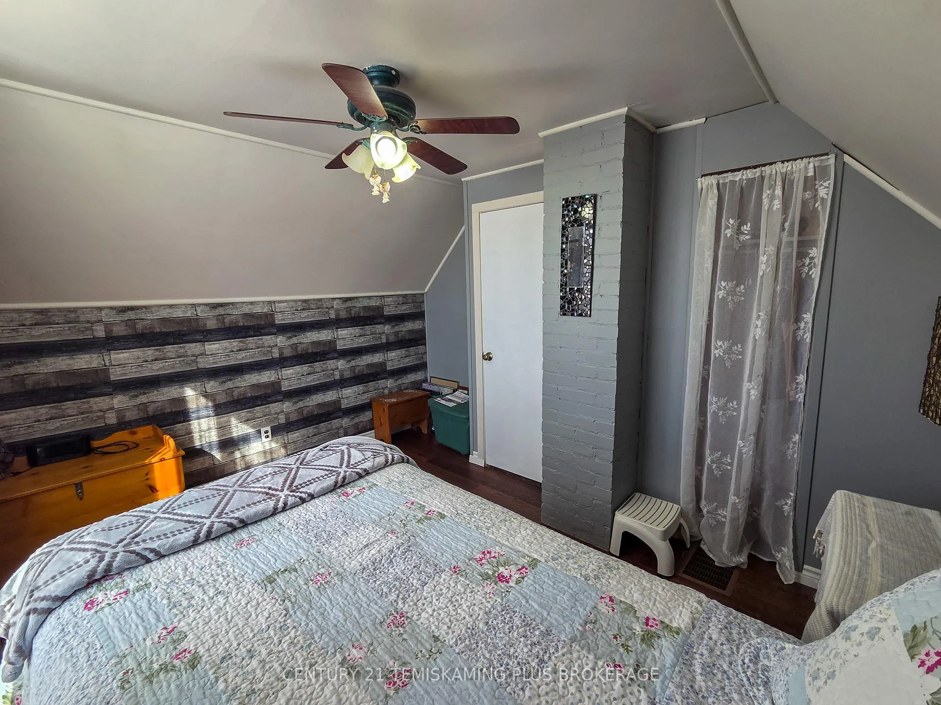 Photo 25 of 75 Seventh Avenue, Englehart — HOMEH