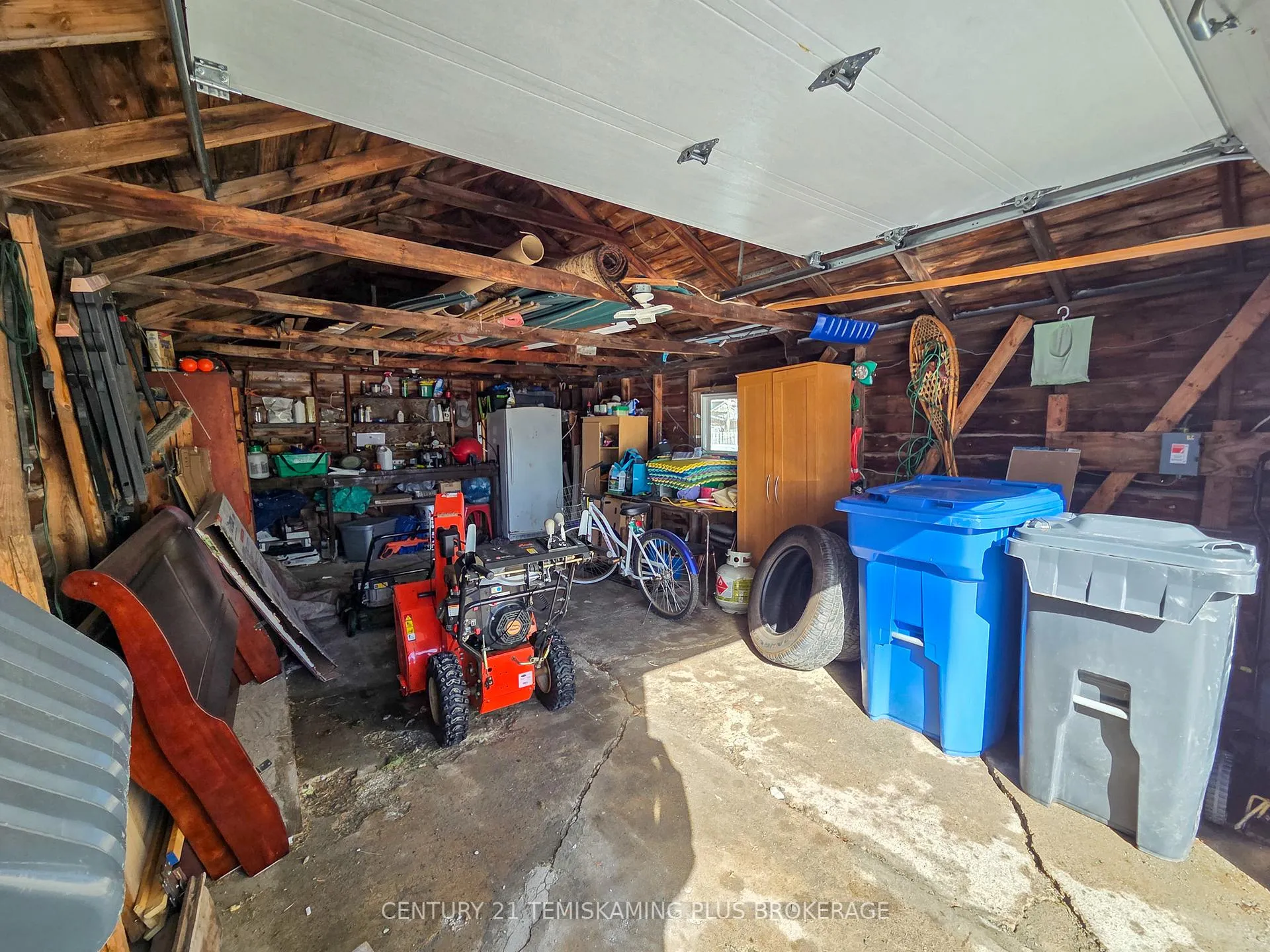 Photo 32 of 75 Seventh Avenue, Englehart — HOMEH