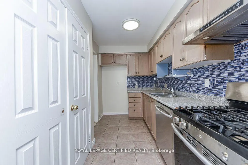 Photo 18 of 15 Tinsmith Street, Brampton, Northwest Sandalwood Parkway — HOMEH