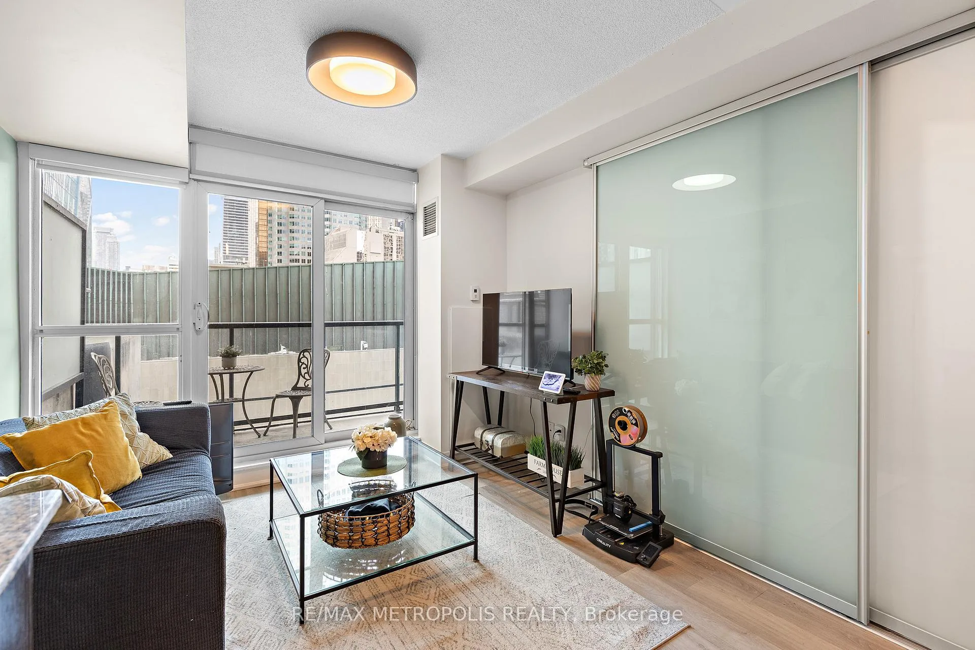 Photo 12 of Unit 605, 1 Scott Street, Toronto, Waterfront Communities — HOMEH