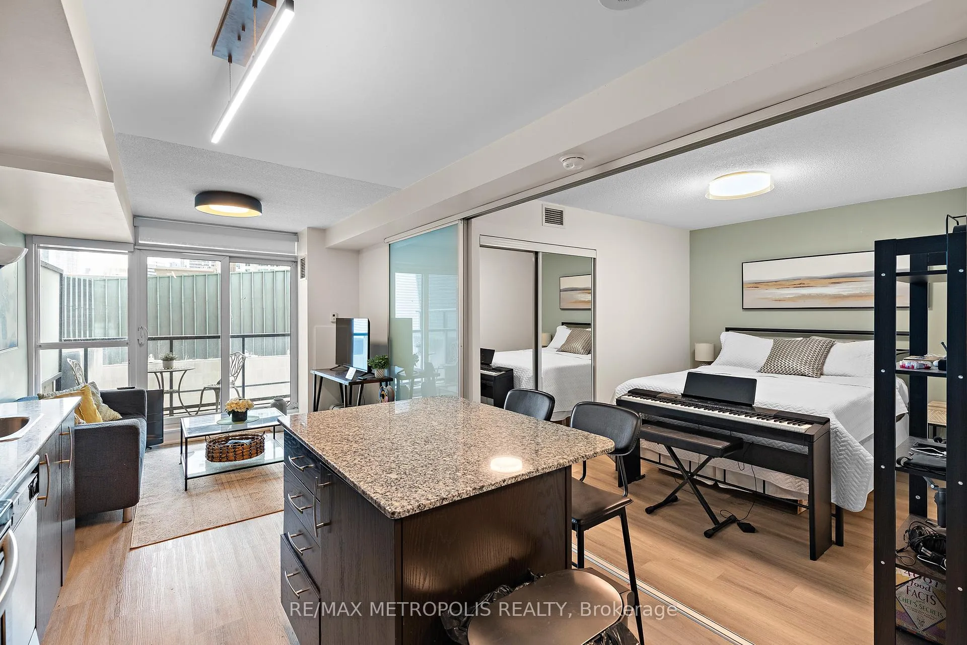 Photo 17 of Unit 605, 1 Scott Street, Toronto, Waterfront Communities — HOMEH