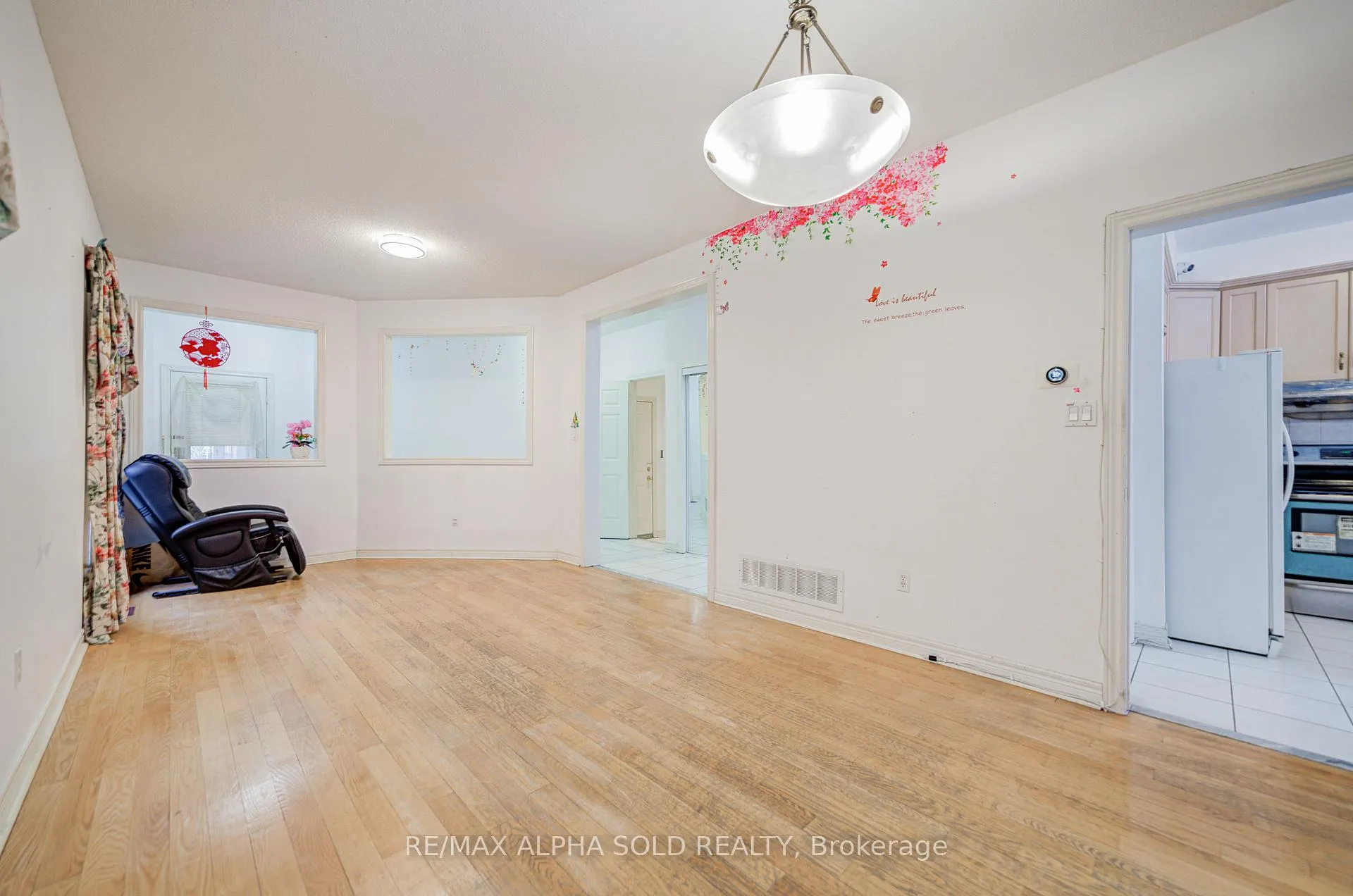 Photo 13 of 7 Whistler Court, Markham, Milliken Mills West — HOMEH