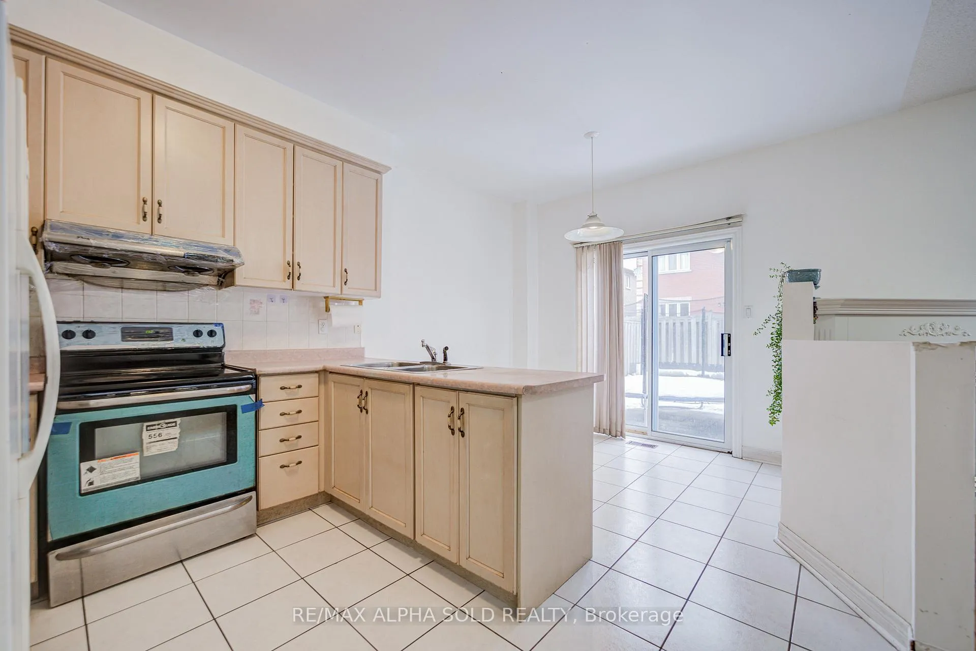 Photo 18 of 7 Whistler Court, Markham, Milliken Mills West — HOMEH