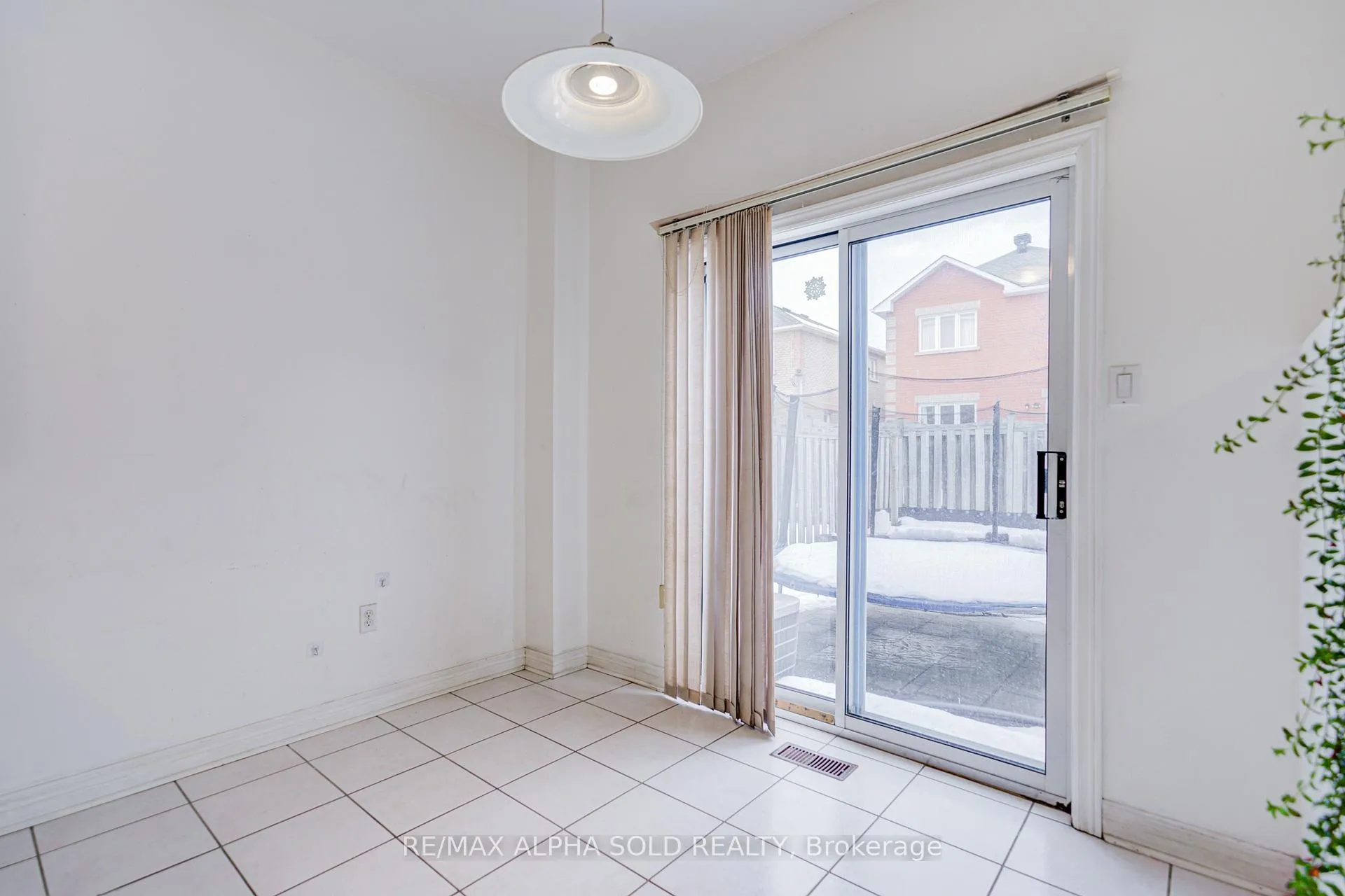 Photo 21 of 7 Whistler Court, Markham, Milliken Mills West — HOMEH