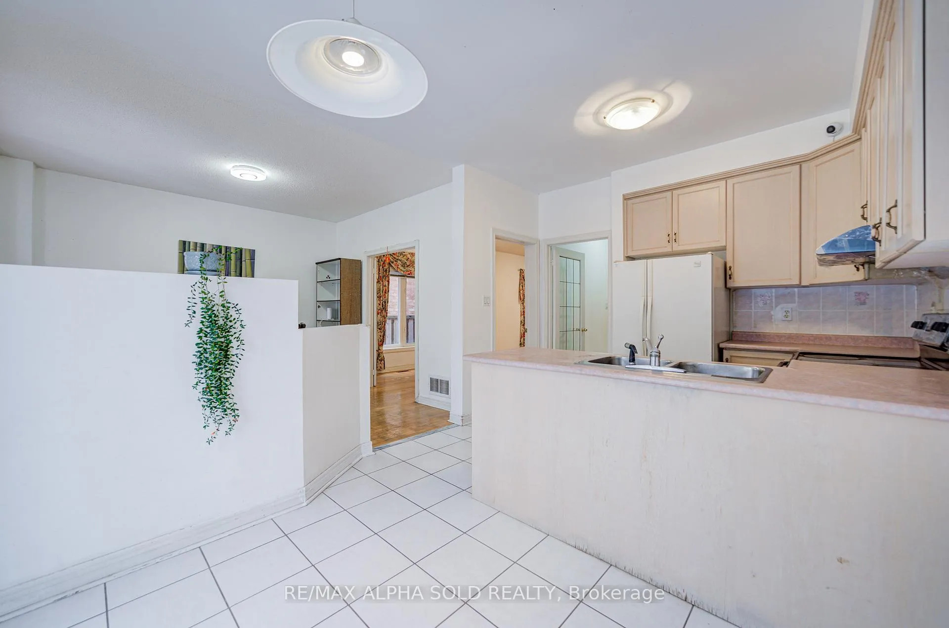 Photo 23 of 7 Whistler Court, Markham, Milliken Mills West — HOMEH
