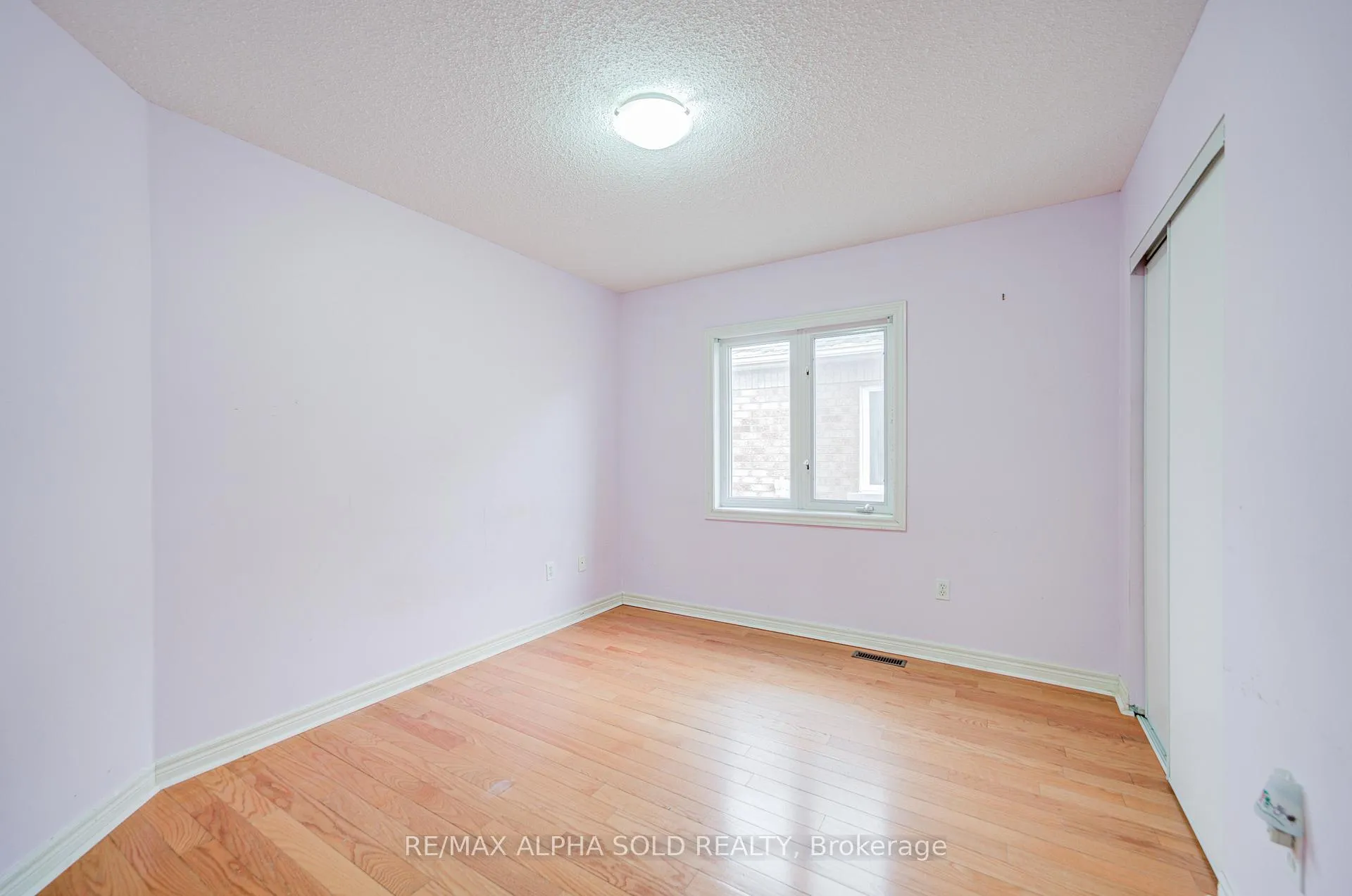 Photo 25 of 7 Whistler Court, Markham, Milliken Mills West — HOMEH
