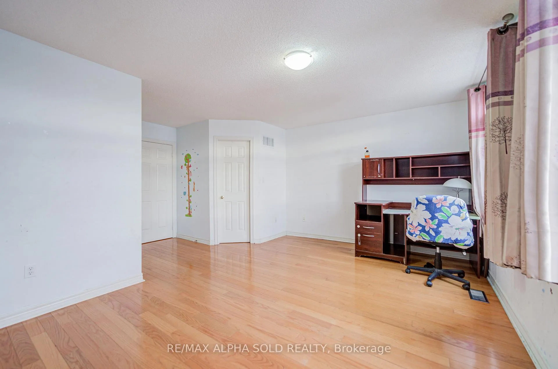Photo 31 of 7 Whistler Court, Markham, Milliken Mills West — HOMEH