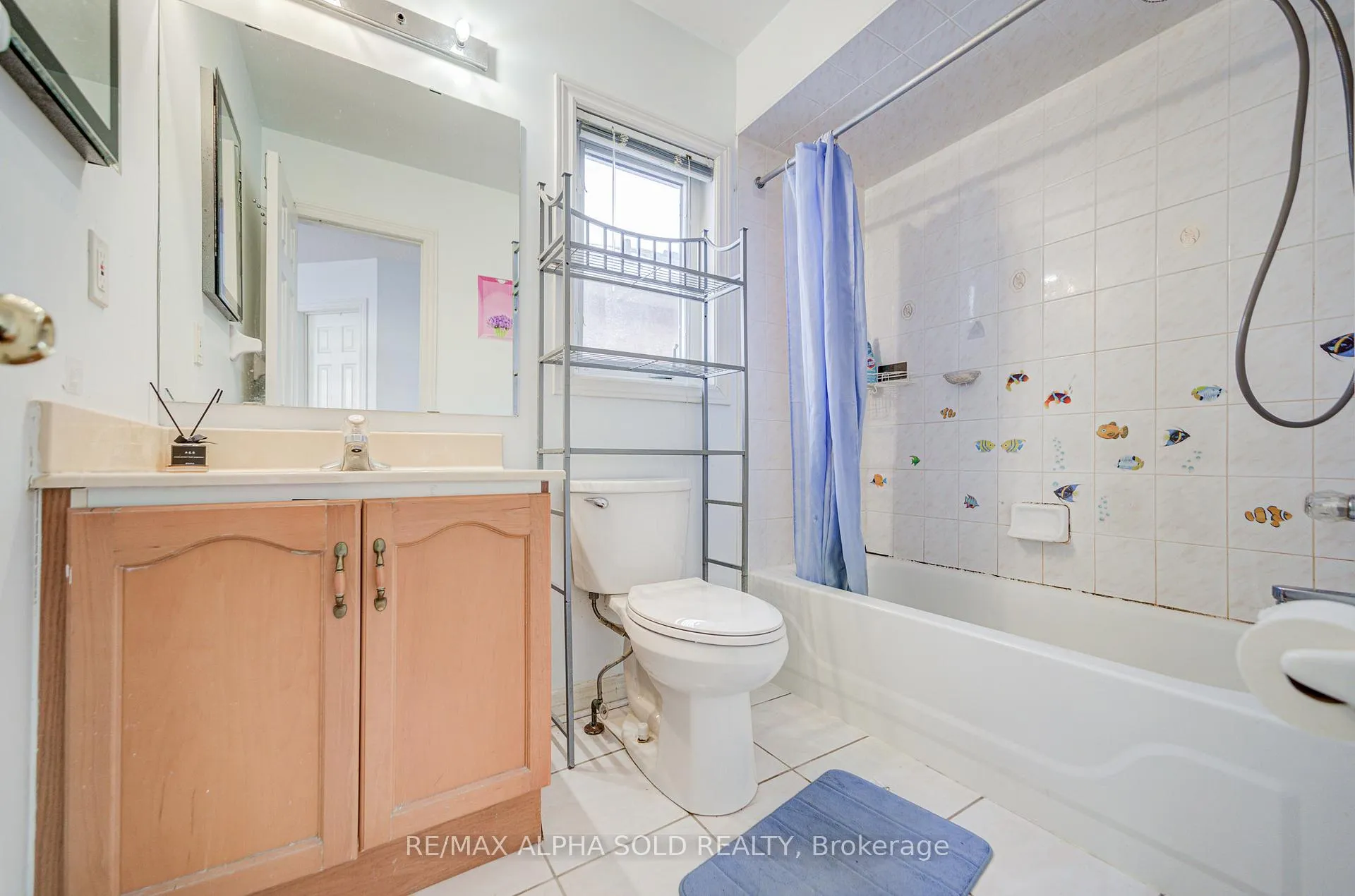 Photo 32 of 7 Whistler Court, Markham, Milliken Mills West — HOMEH