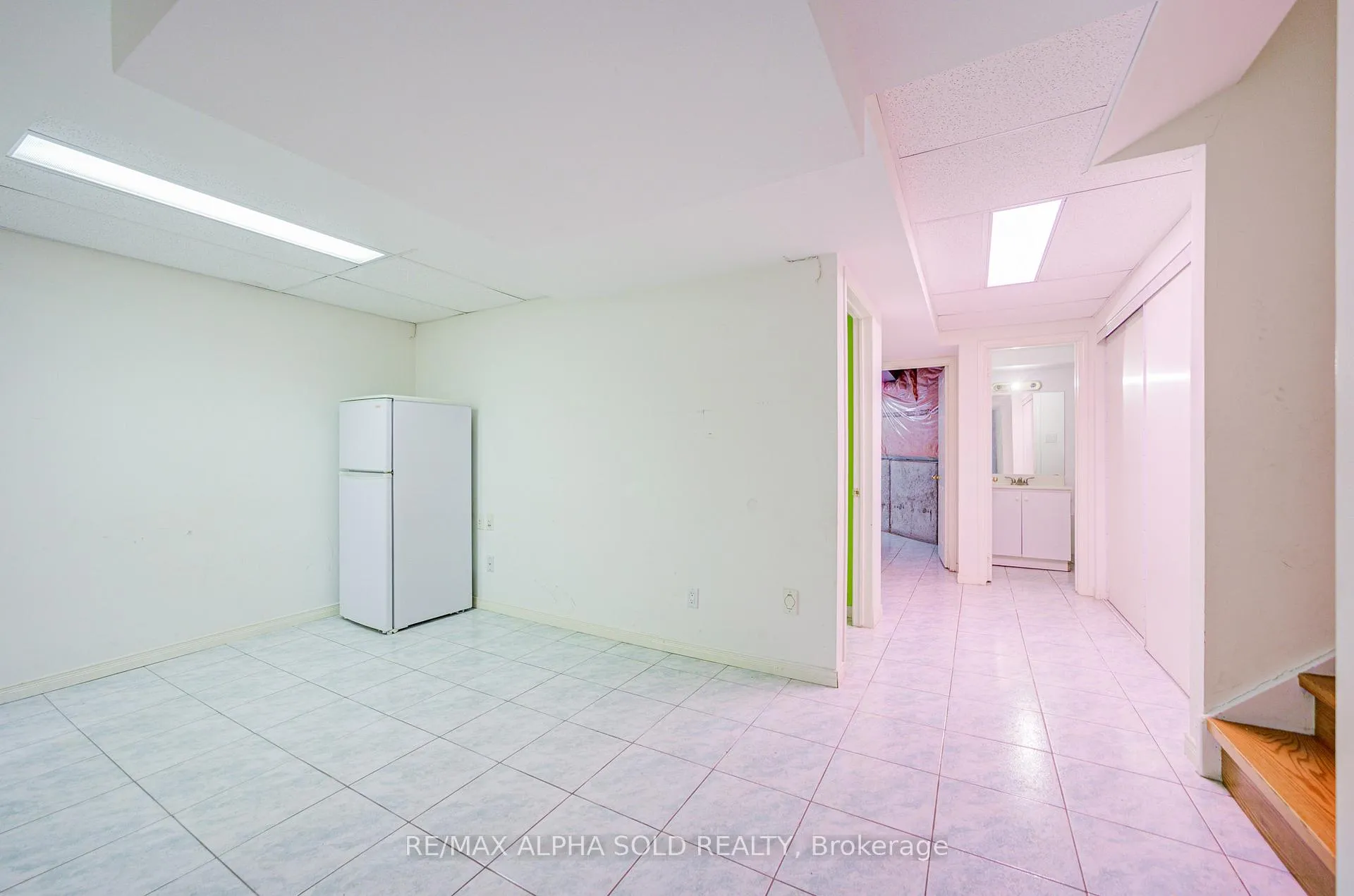 Photo 41 of 7 Whistler Court, Markham, Milliken Mills West — HOMEH