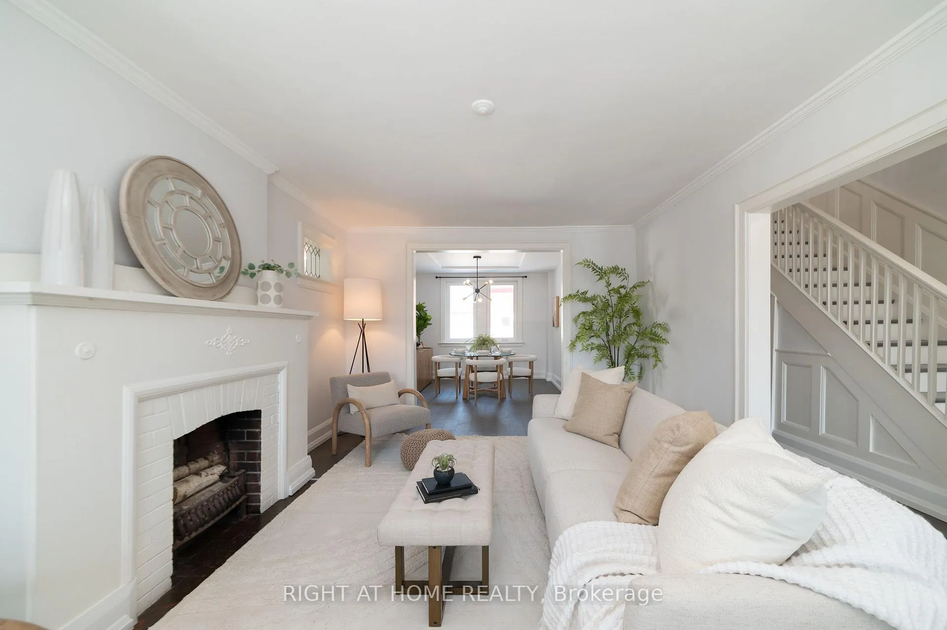 Photo 6 of 12 Jones Avenue, Oshawa, Centennial — HOMEH
