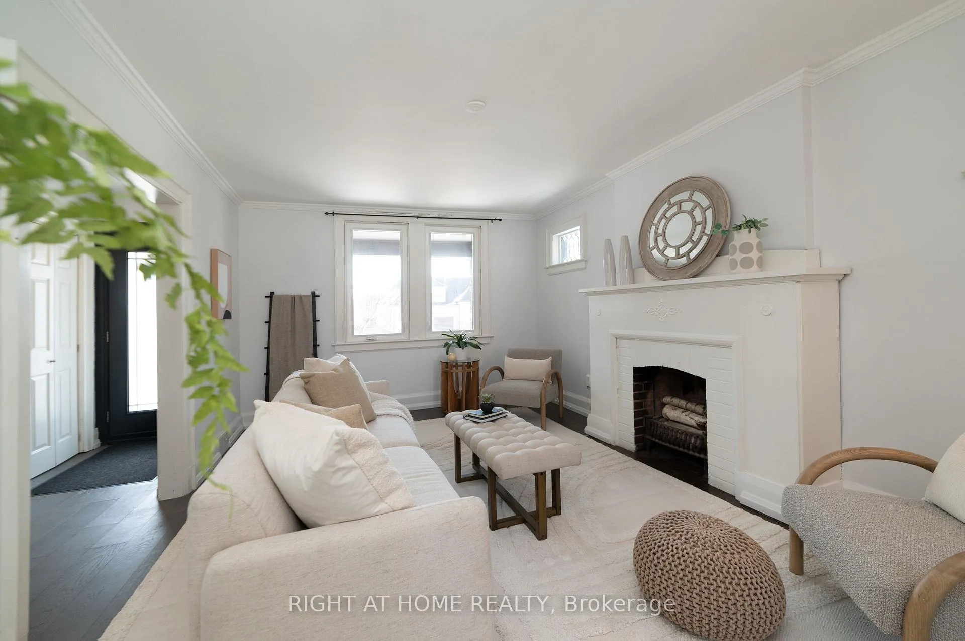 Photo 8 of 12 Jones Avenue, Oshawa, Centennial — HOMEH