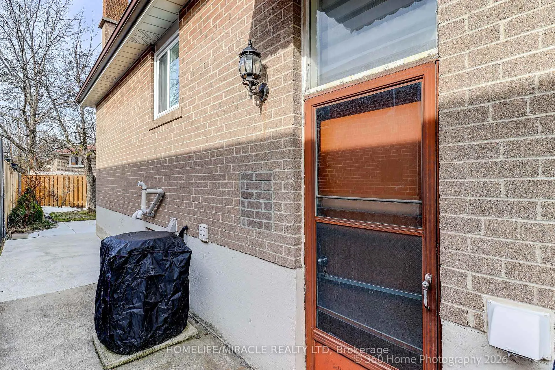 Photo 32 of 78 Cherrylawn Avenue, North York, Humber Summit — HOMEH