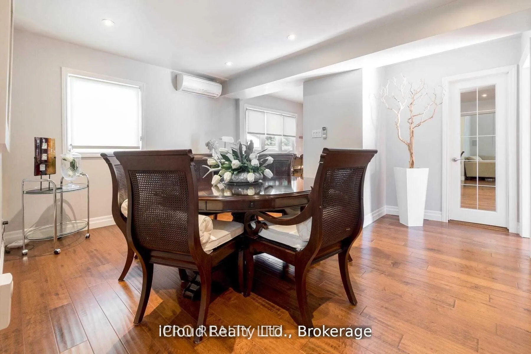 Photo 1 of 18 Sunset Boulevard, Brampton, Brampton West — HOMEH