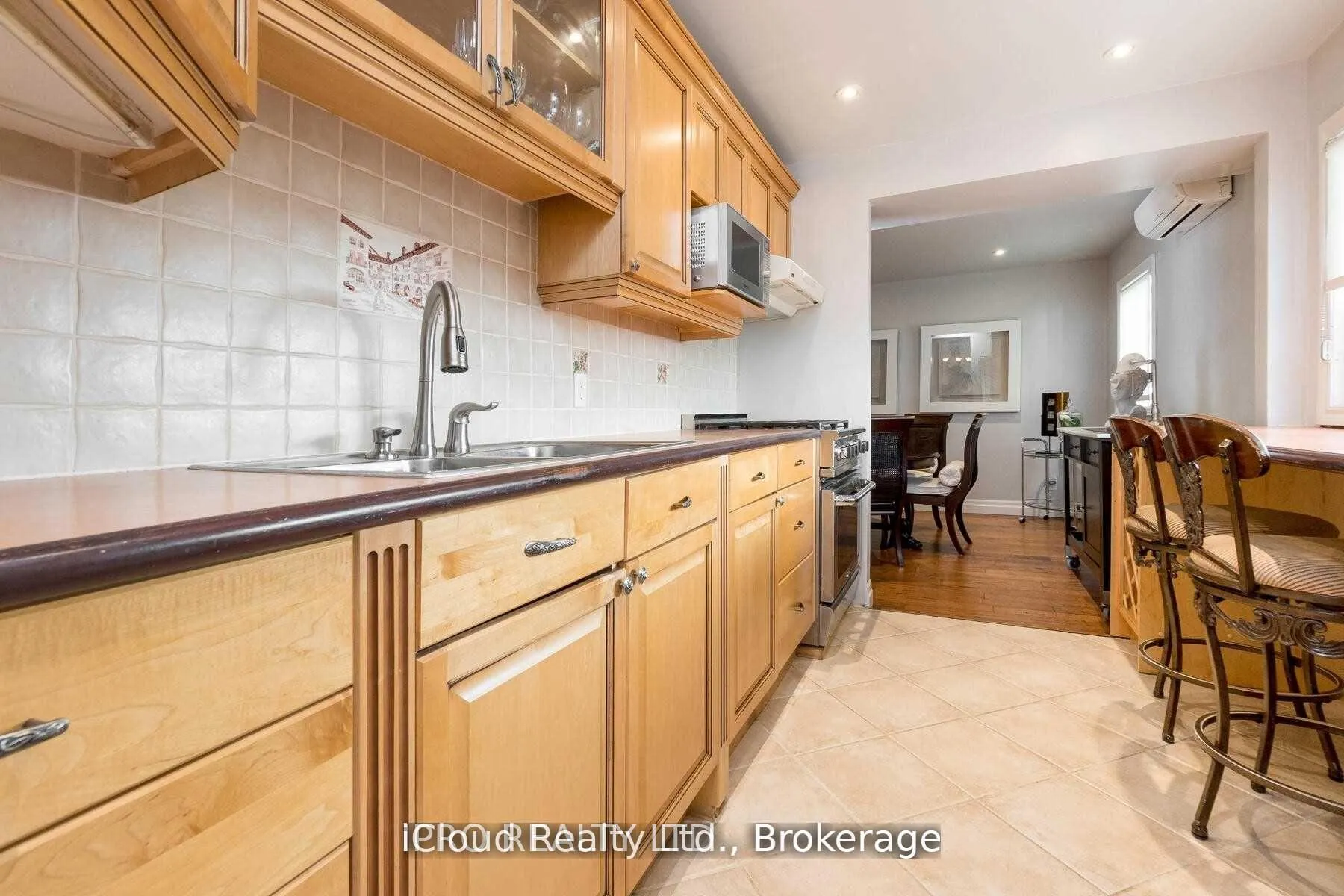 Photo 20 of 18 Sunset Boulevard, Brampton, Brampton West — HOMEH