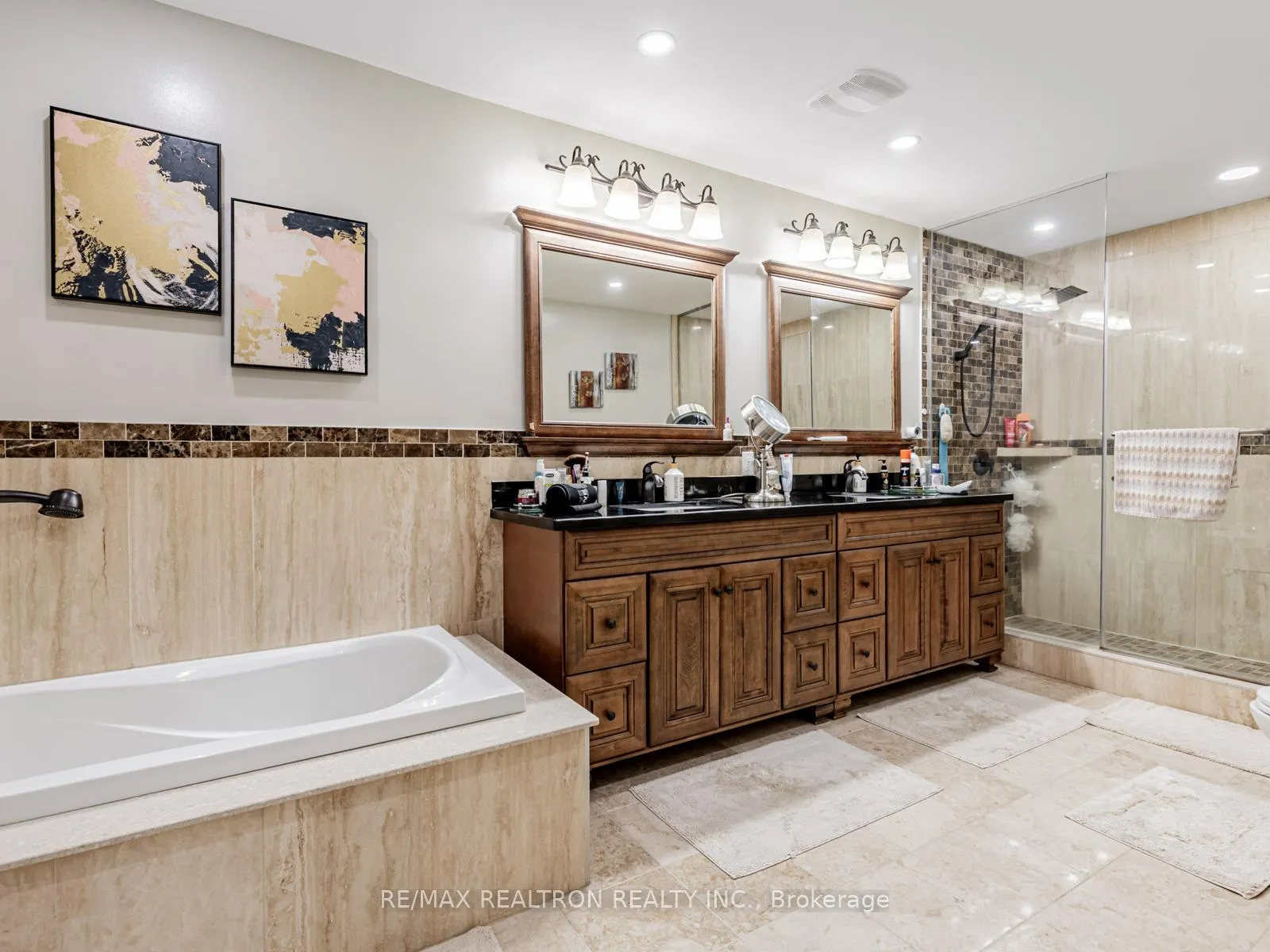 Photo 26 of 33 Carolwood Crescent, Markham, Rouge River Estates — HOMEH