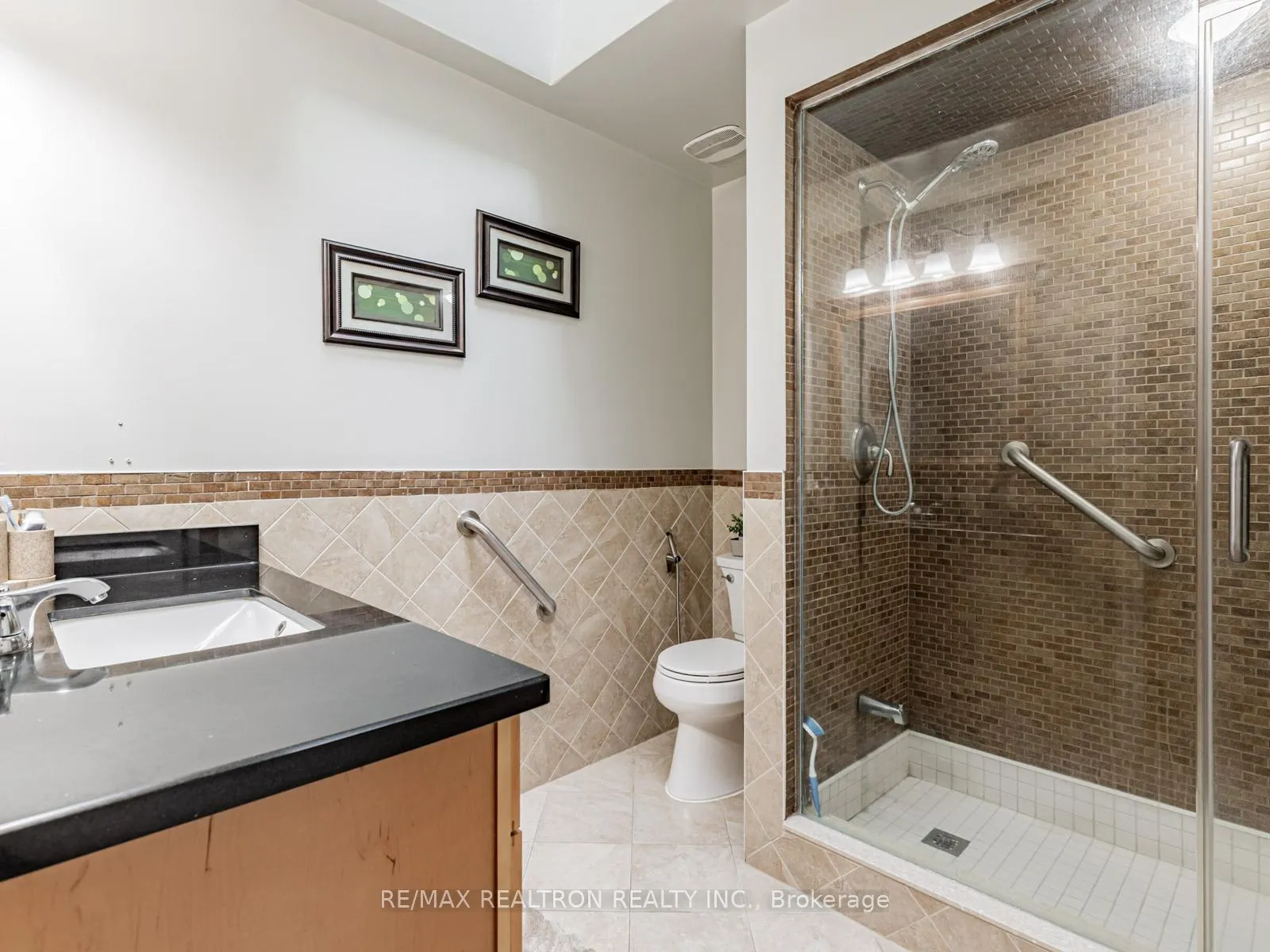 Photo 29 of 33 Carolwood Crescent, Markham, Rouge River Estates — HOMEH