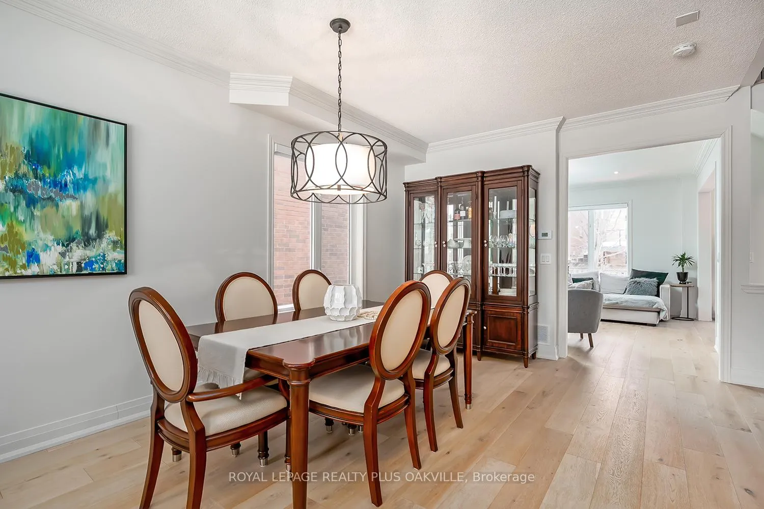 Photo 7 of 2083 Jaguar Lane, Oakville, Westmount — HOMEH