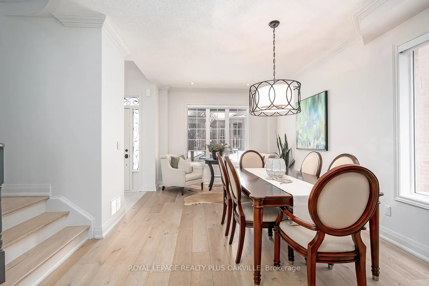 Photo 12 of 2083 Jaguar Lane, Oakville, Westmount — HOMEH