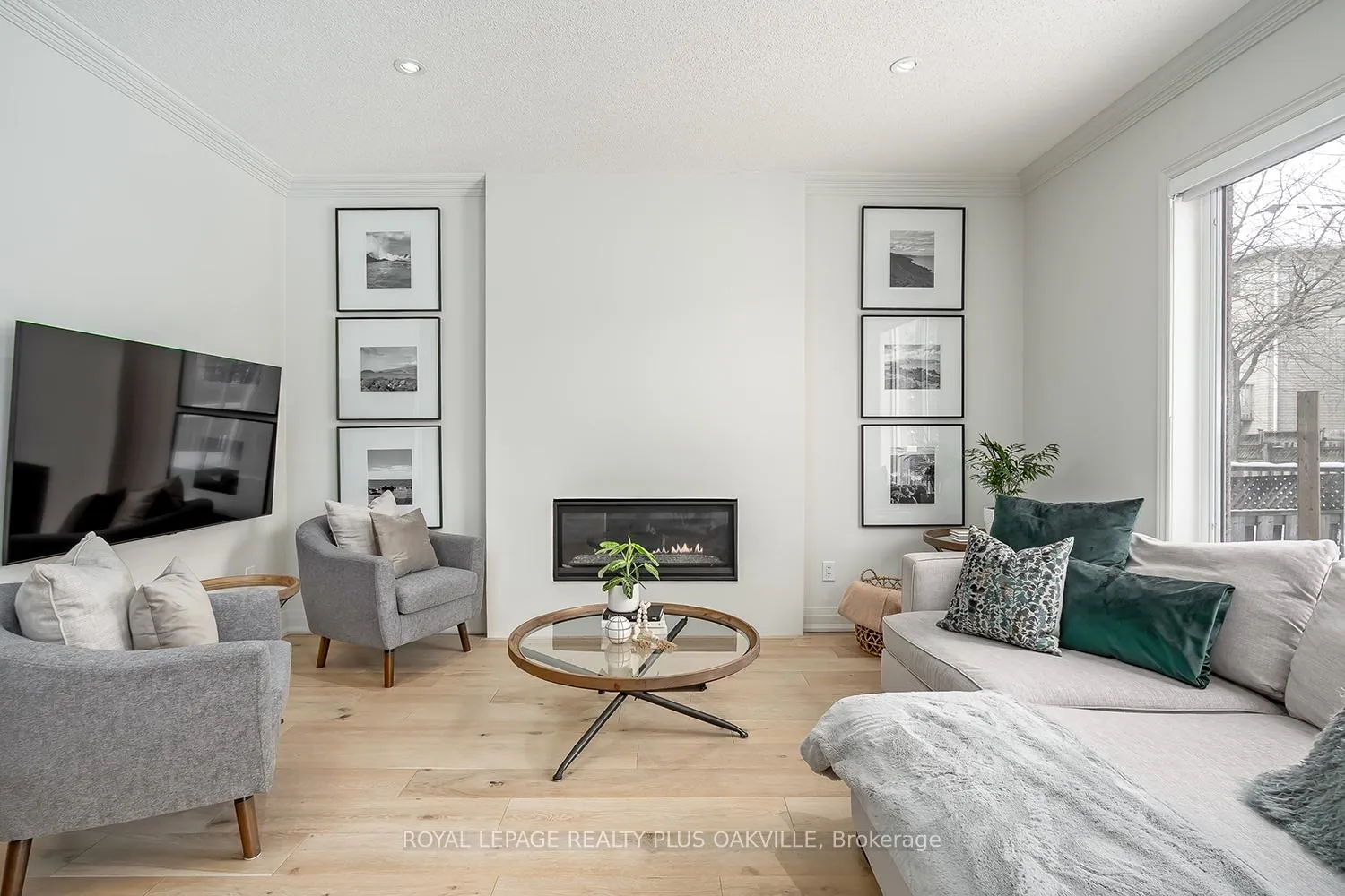 Photo 14 of 2083 Jaguar Lane, Oakville, Westmount — HOMEH