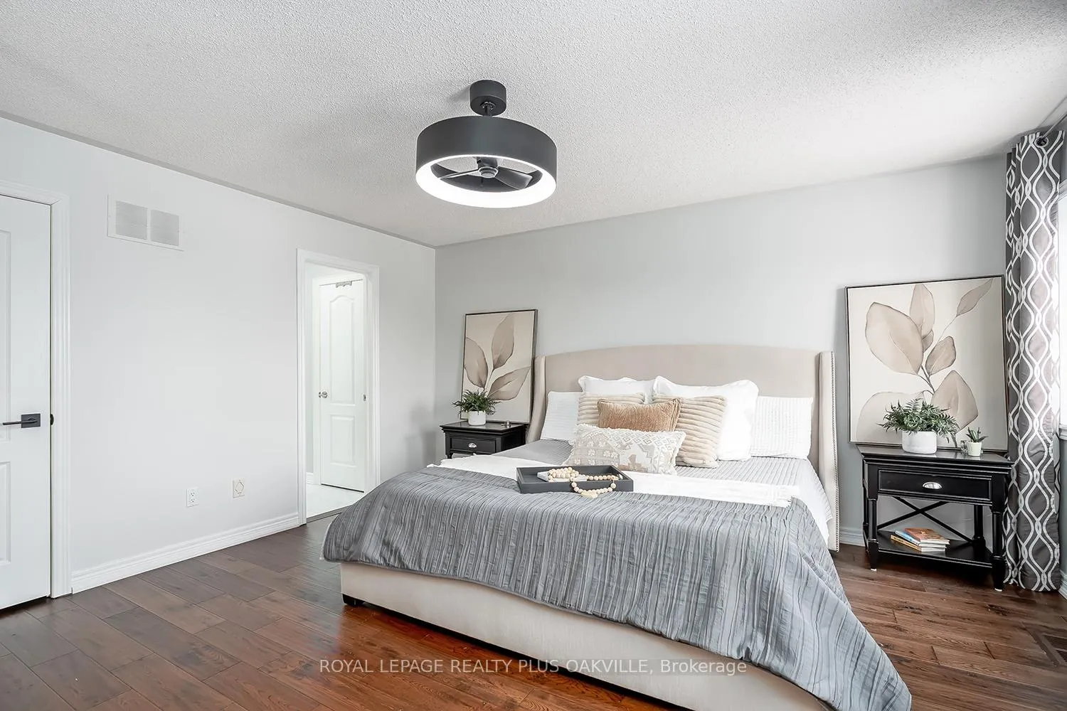 Photo 27 of 2083 Jaguar Lane, Oakville, Westmount — HOMEH