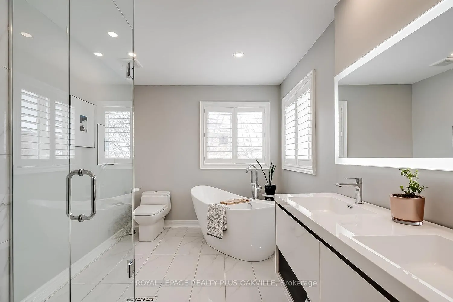 Photo 30 of 2083 Jaguar Lane, Oakville, Westmount — HOMEH