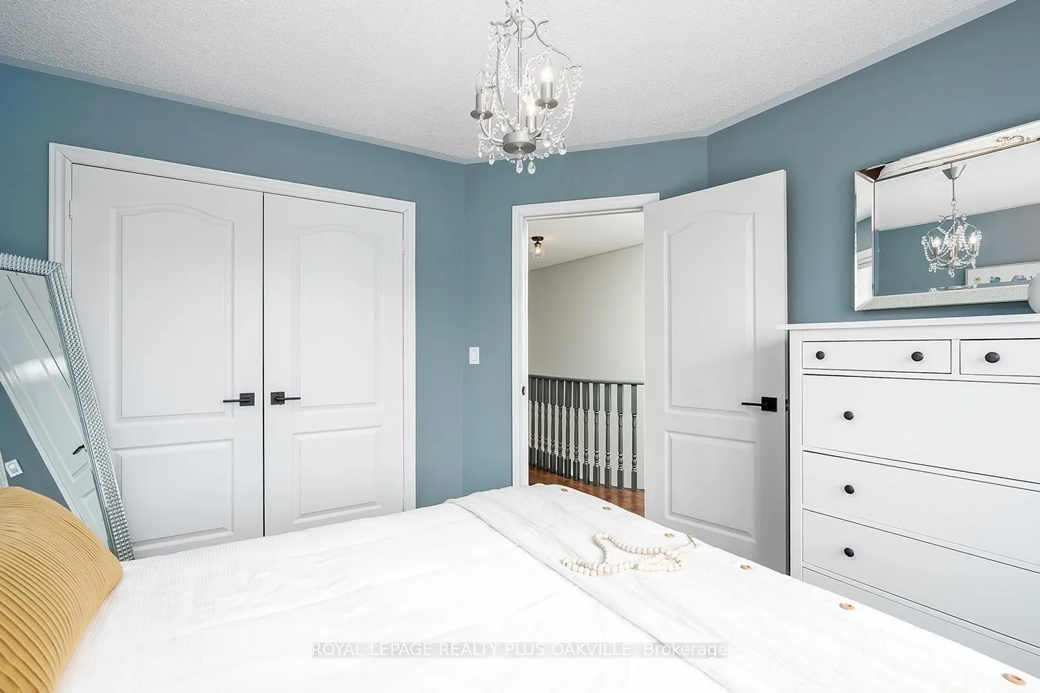 Photo 35 of 2083 Jaguar Lane, Oakville, Westmount — HOMEH