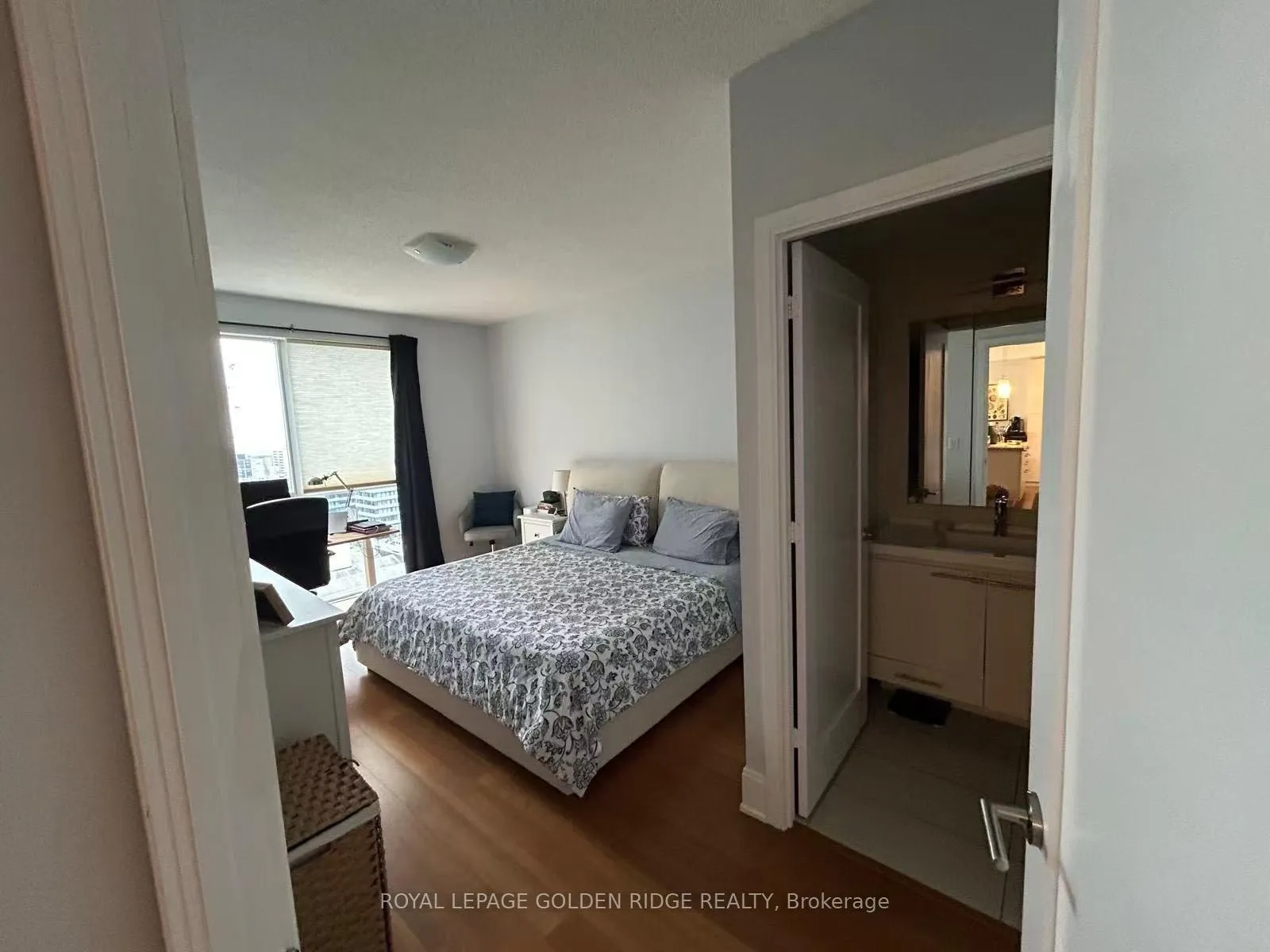 Photo 7 of Unit 1921, 70 Roehampton Avenue, Toronto, Mount Pleasant East — HOMEH