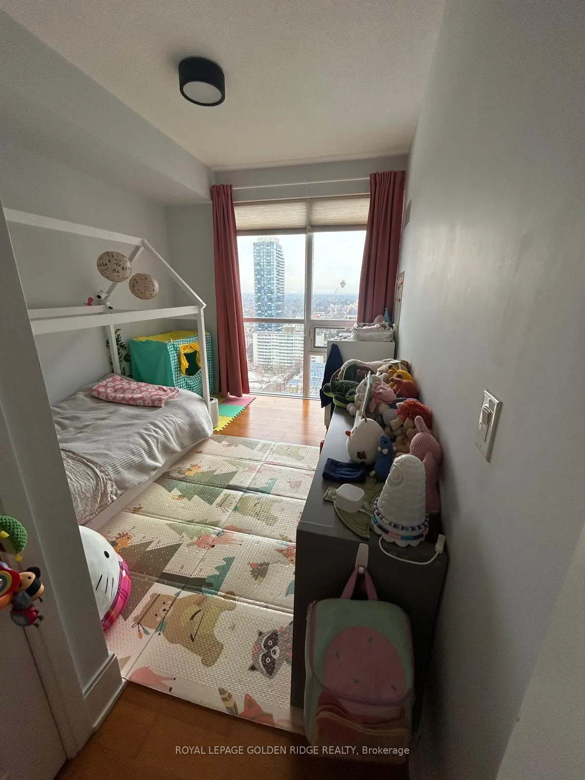 Photo 8 of Unit 1921, 70 Roehampton Avenue, Toronto, Mount Pleasant East — HOMEH