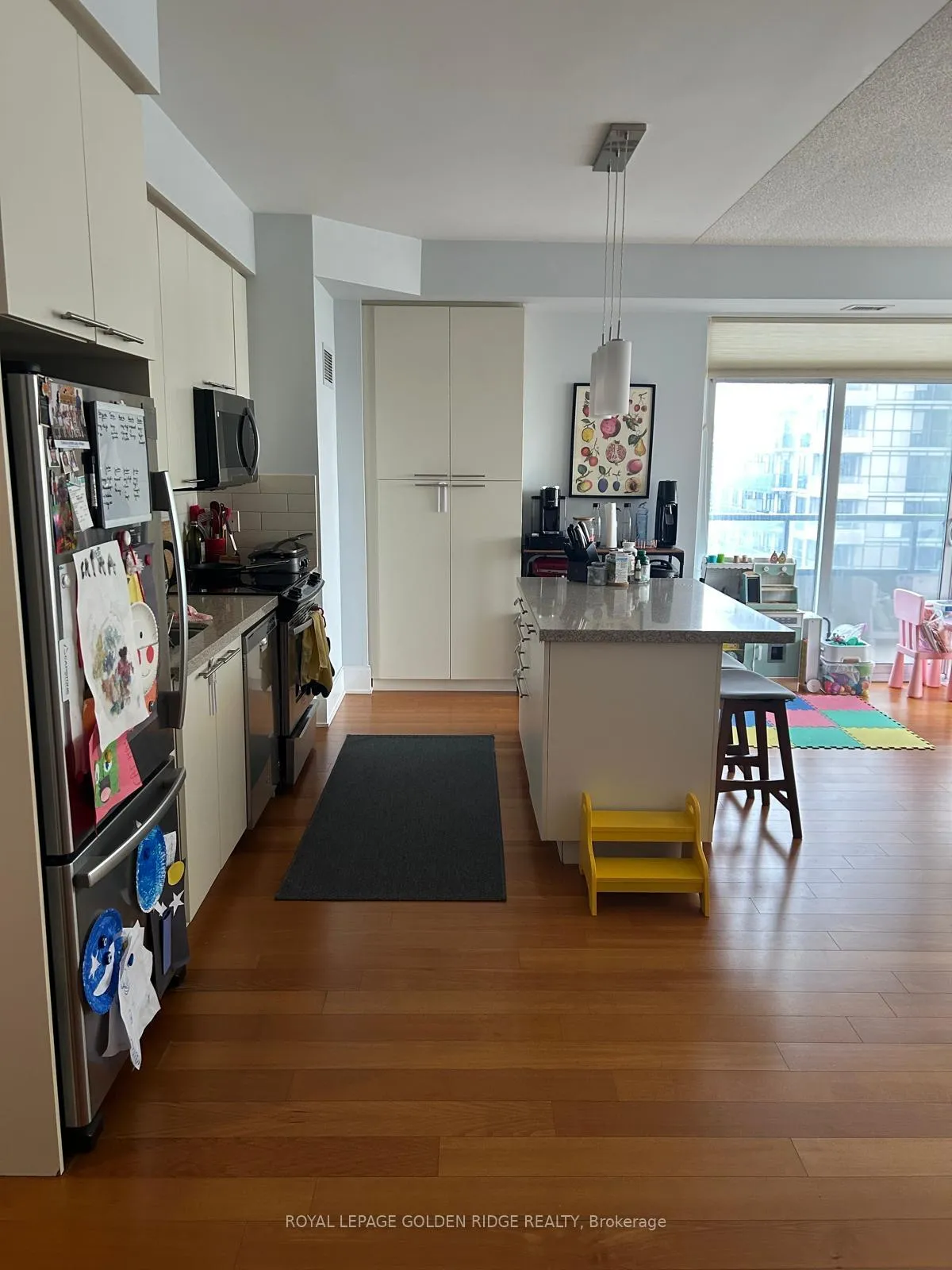 Photo 11 of Unit 1921, 70 Roehampton Avenue, Toronto, Mount Pleasant East — HOMEH
