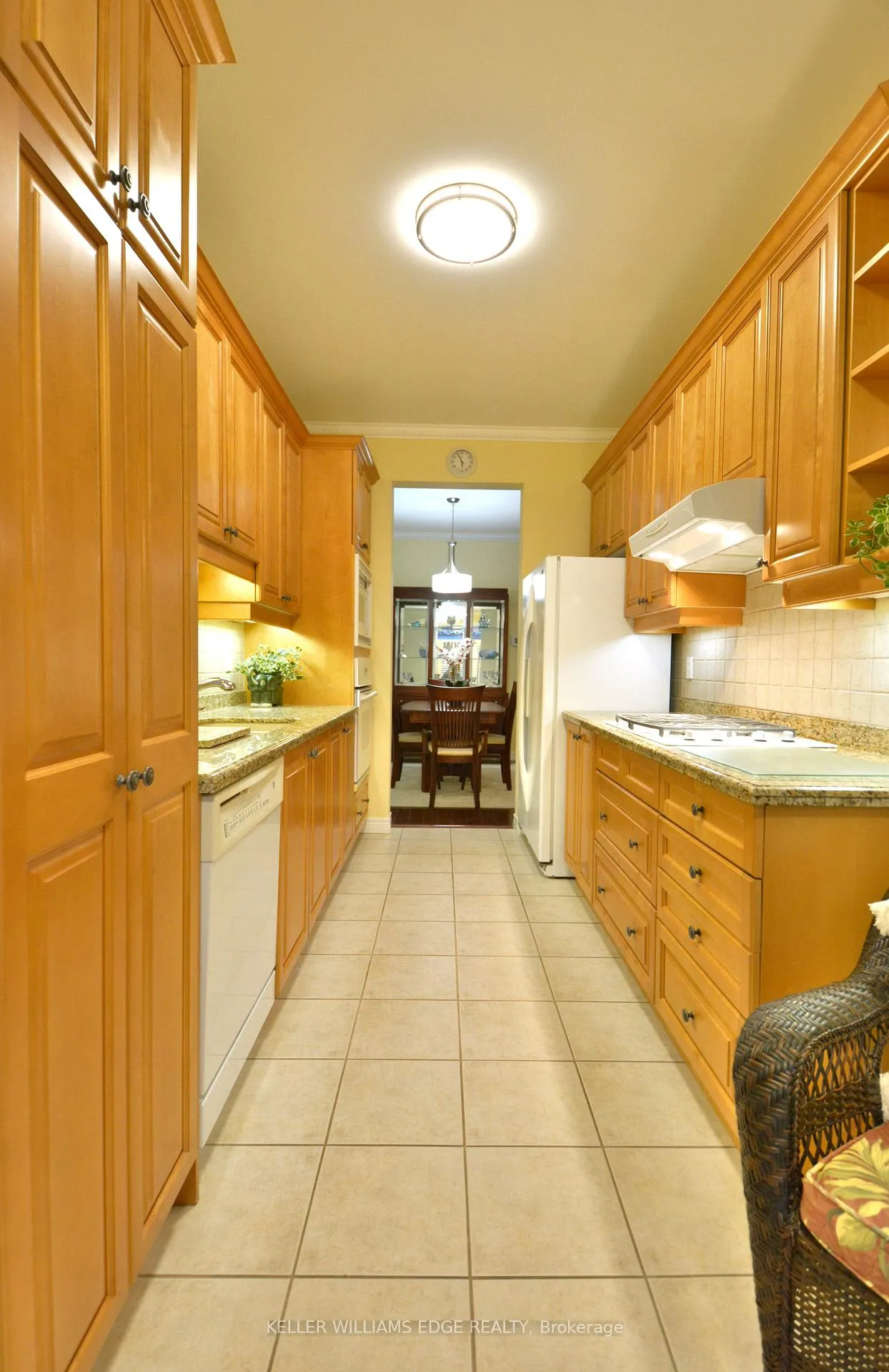 Photo 8 of Unit 41, 2165 Itabashi Way, Burlington, Tansley — HOMEH