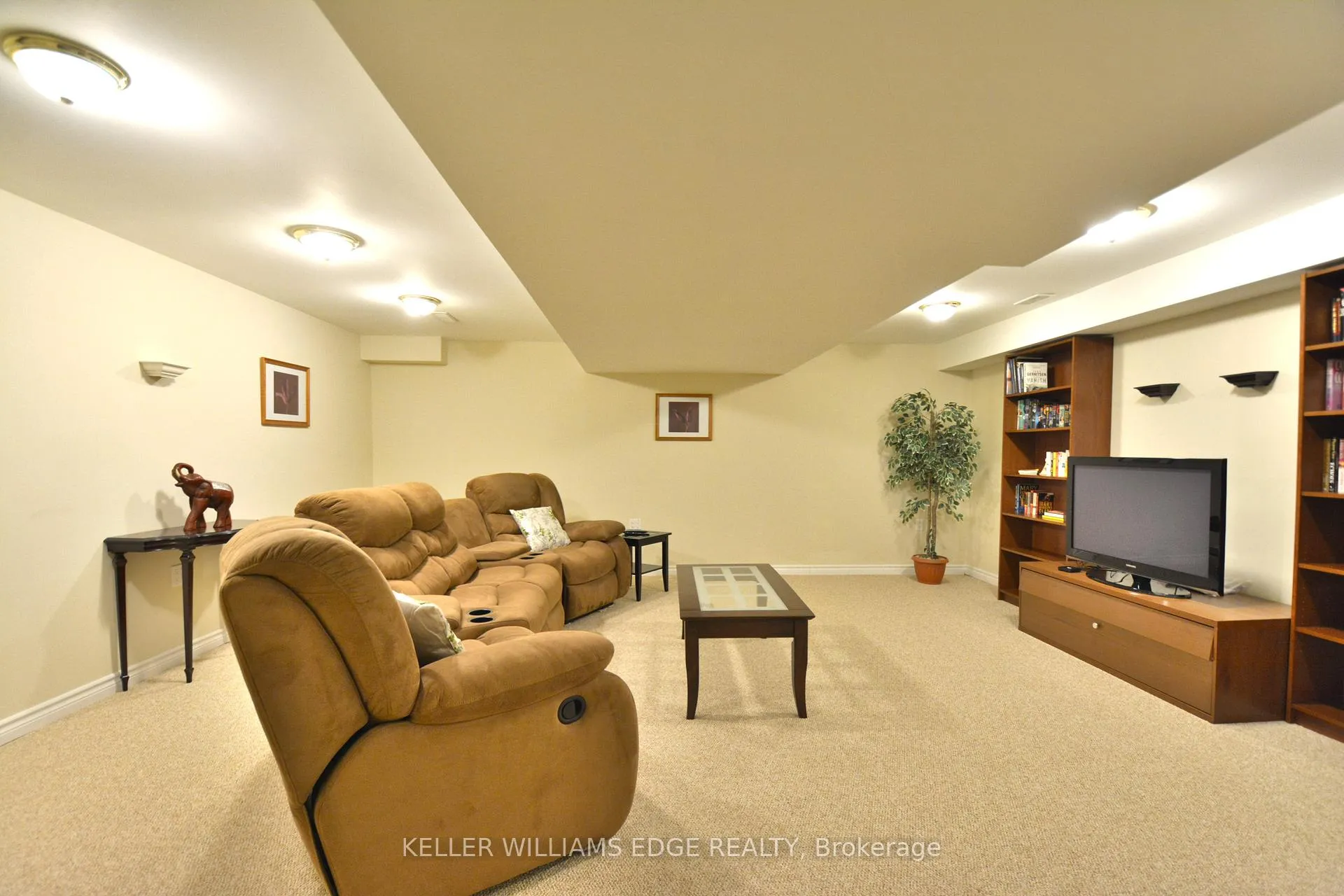 Photo 21 of Unit 41, 2165 Itabashi Way, Burlington, Tansley — HOMEH