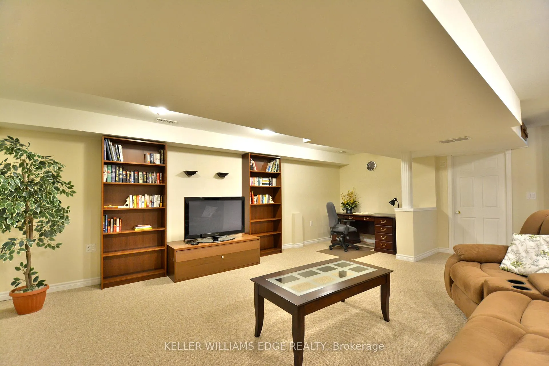 Photo 22 of Unit 41, 2165 Itabashi Way, Burlington, Tansley — HOMEH