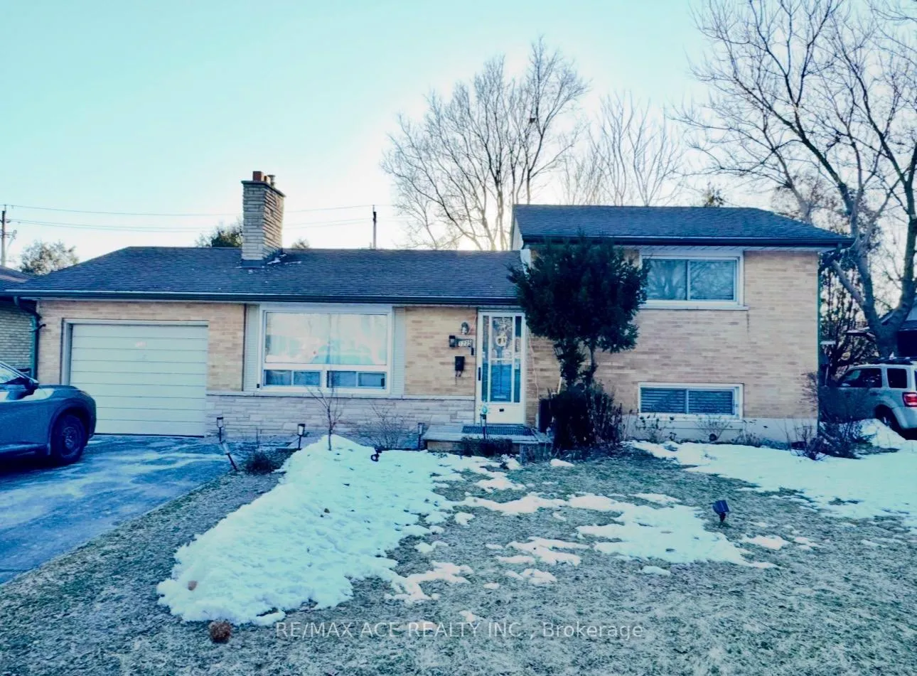 Front of 1235 Toukay Crescent