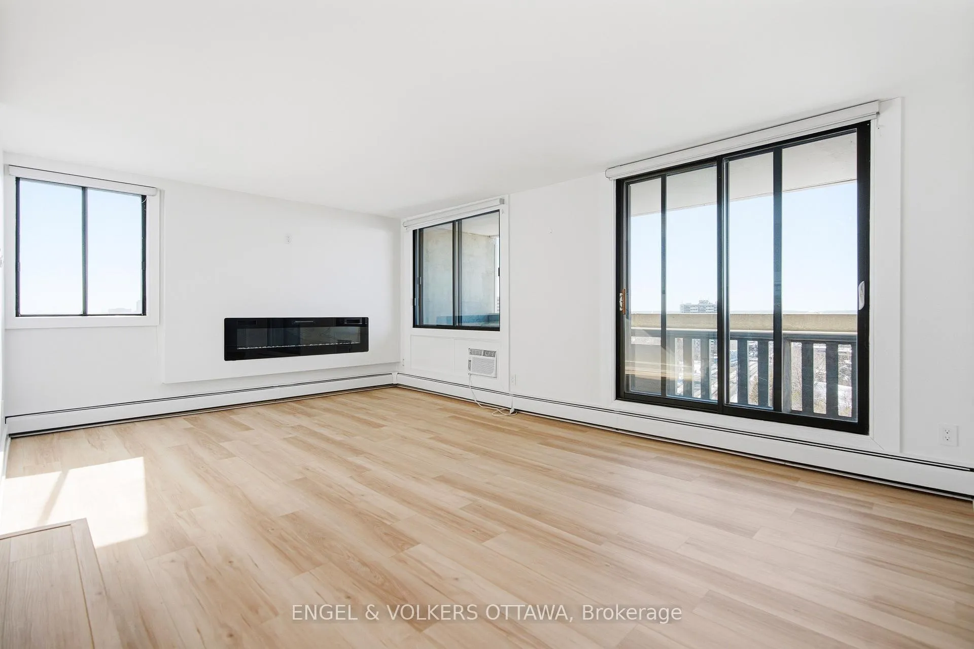Photo 11 of Unit 1504, 415 Greenview Avenue, Ottawa, Britannia — HOMEH