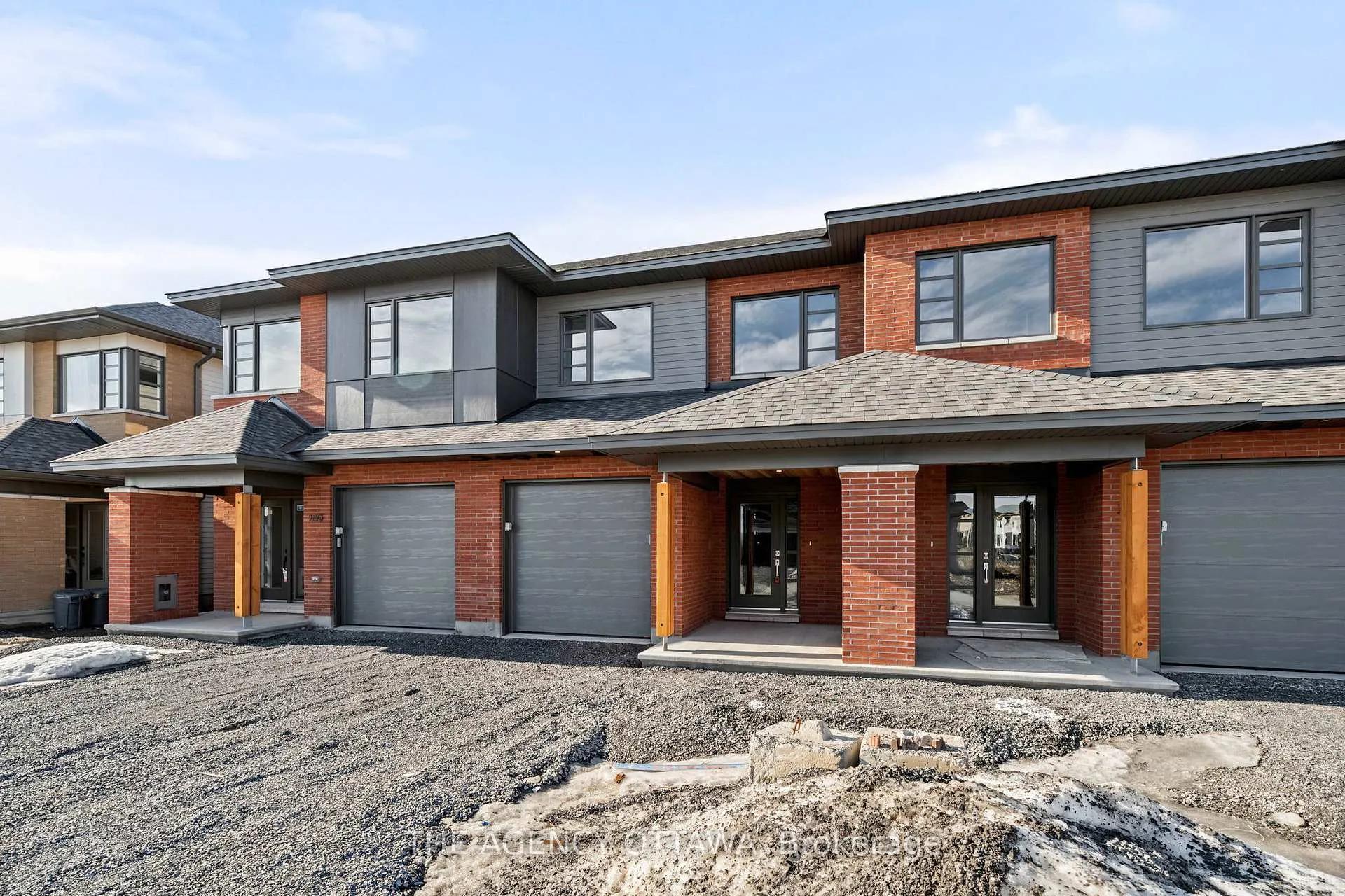 Photo 2 of 267 Apricot Street, Ottawa, Riverside South — HOMEH