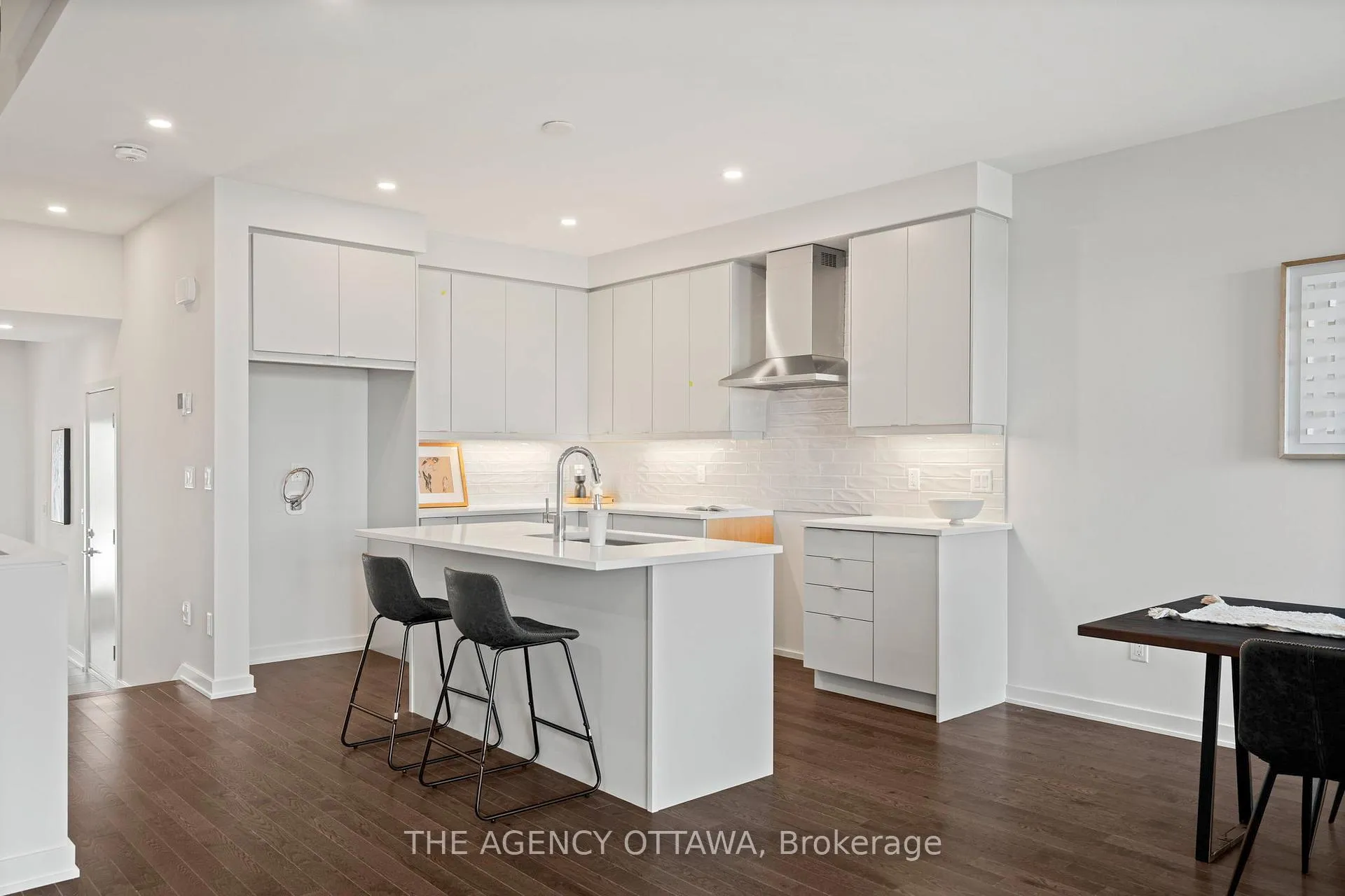 Photo 13 of 267 Apricot Street, Ottawa, Riverside South — HOMEH