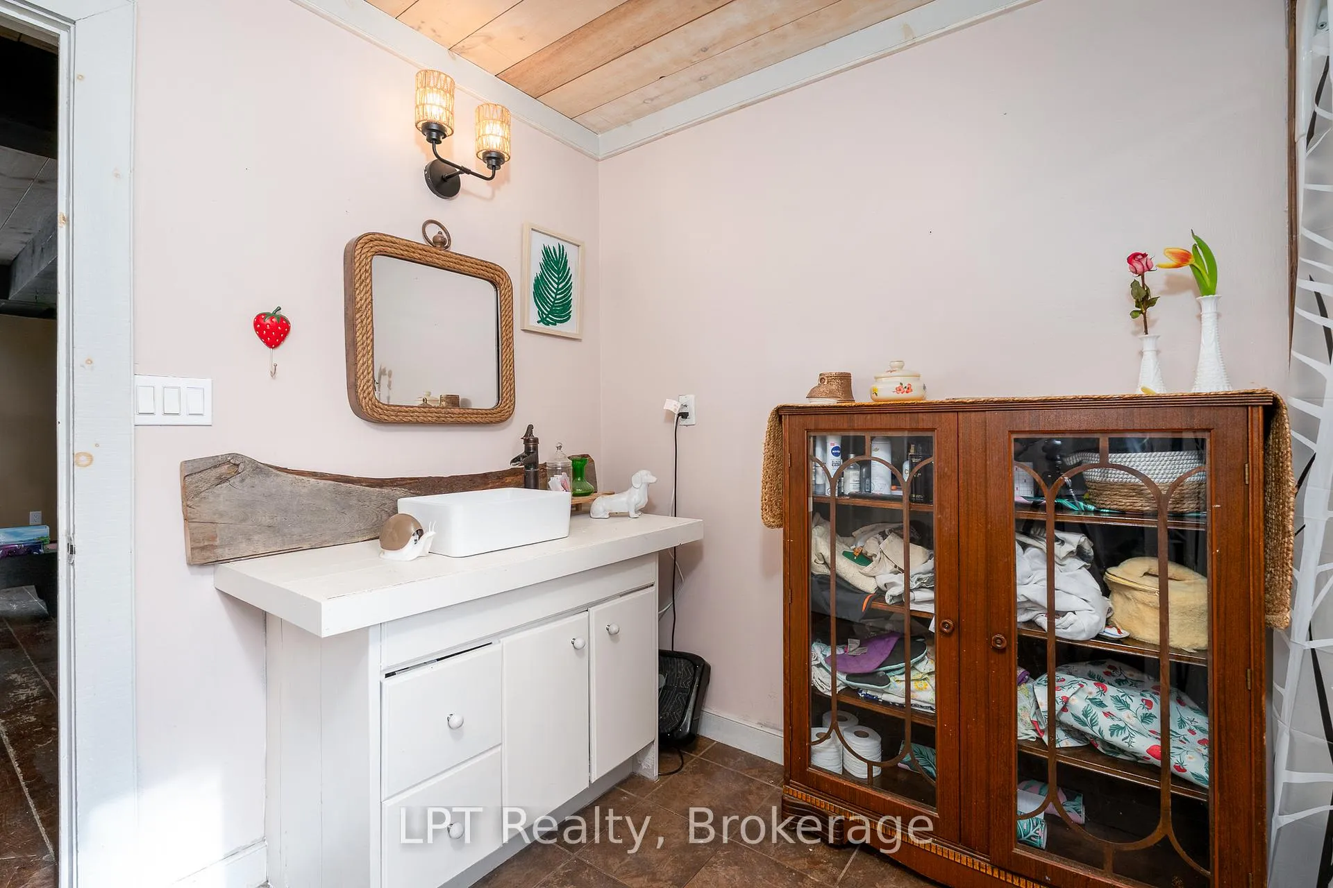 Photo 13 of 6 Union Street, Stone Mills — HOMEH