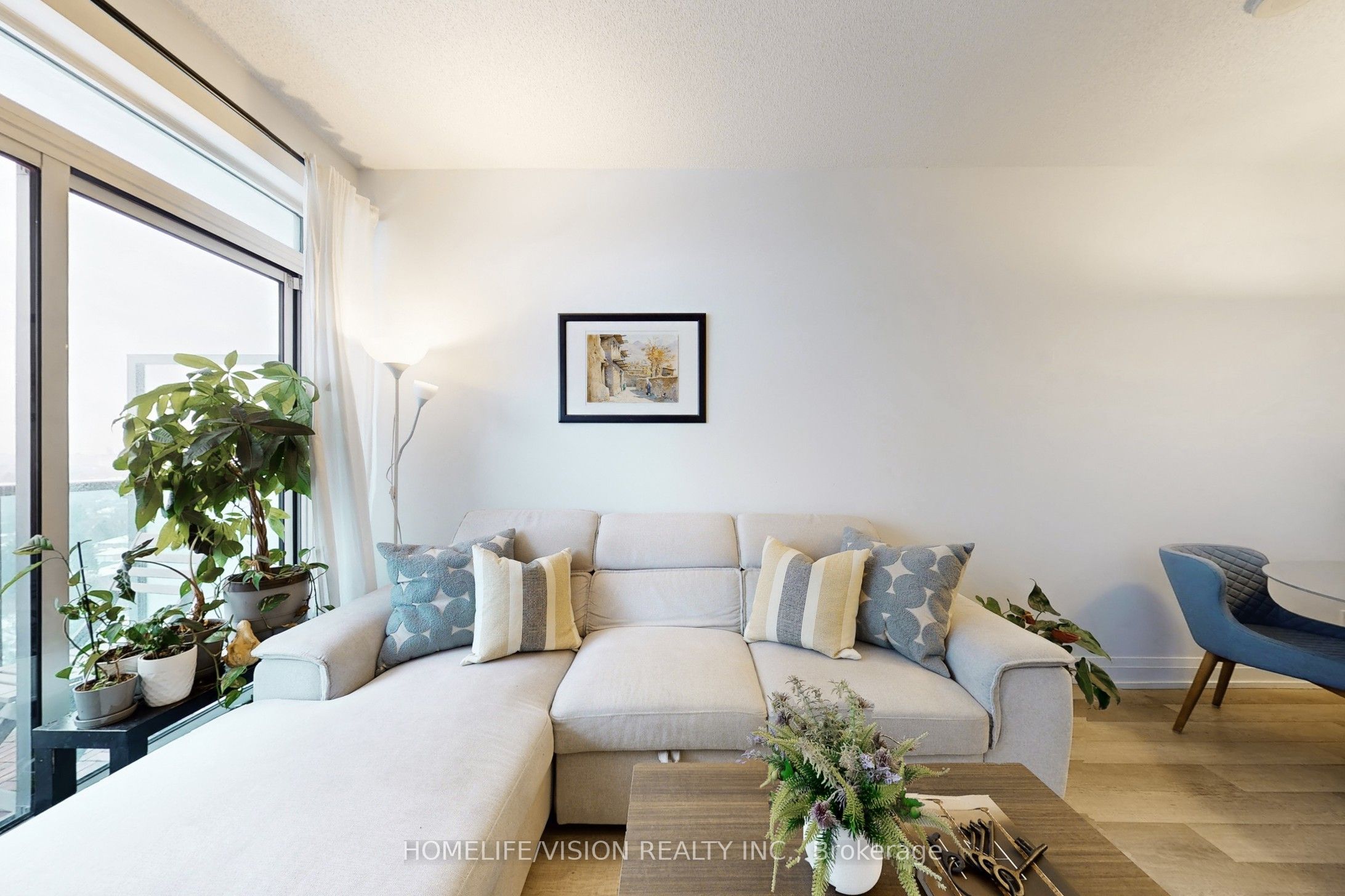 Photo 11 of Unit 1403, 7165 Yonge Street, Markham, Grandview — HOMEH