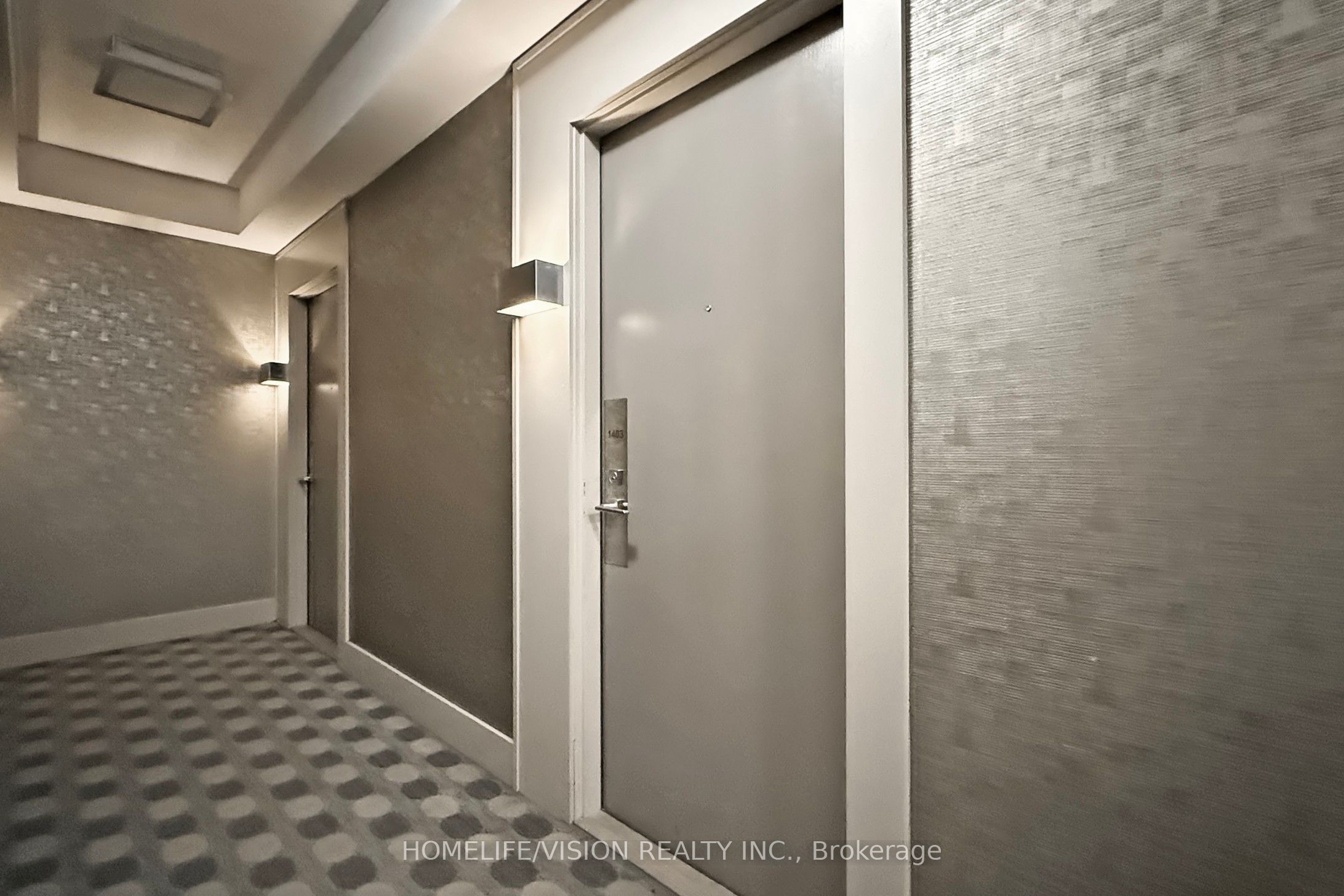 Photo 6 of Unit 1403, 7165 Yonge Street, Markham, Grandview — HOMEH