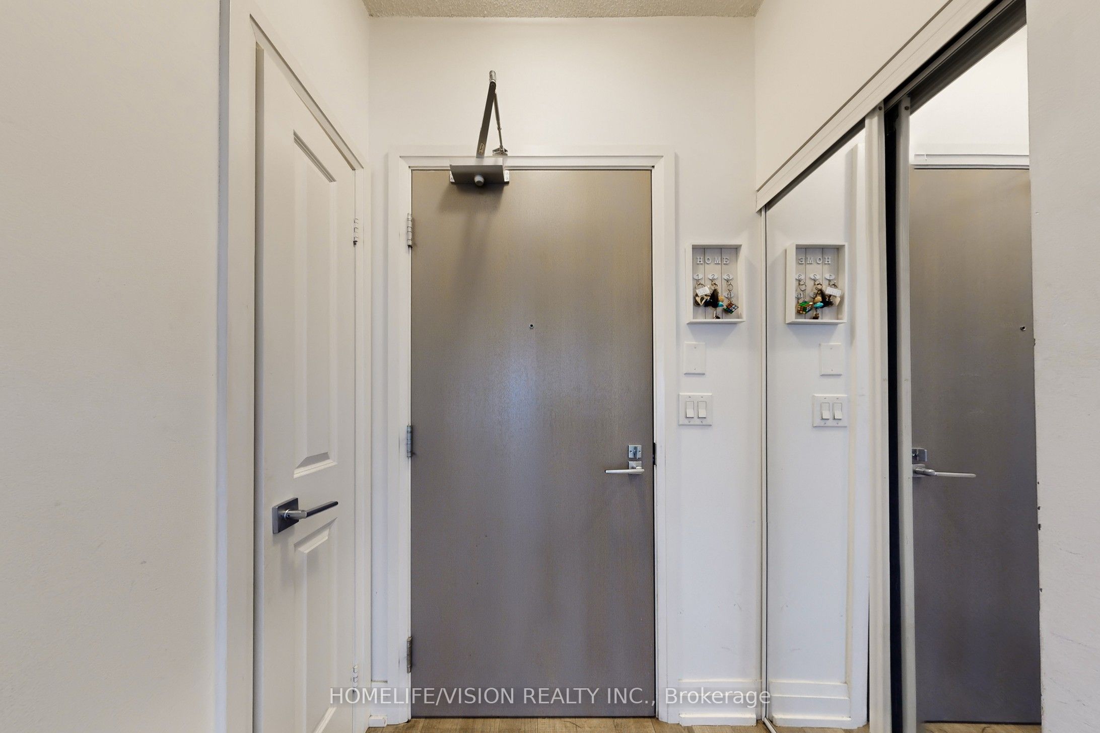 Photo 25 of Unit 1403, 7165 Yonge Street, Markham, Grandview — HOMEH