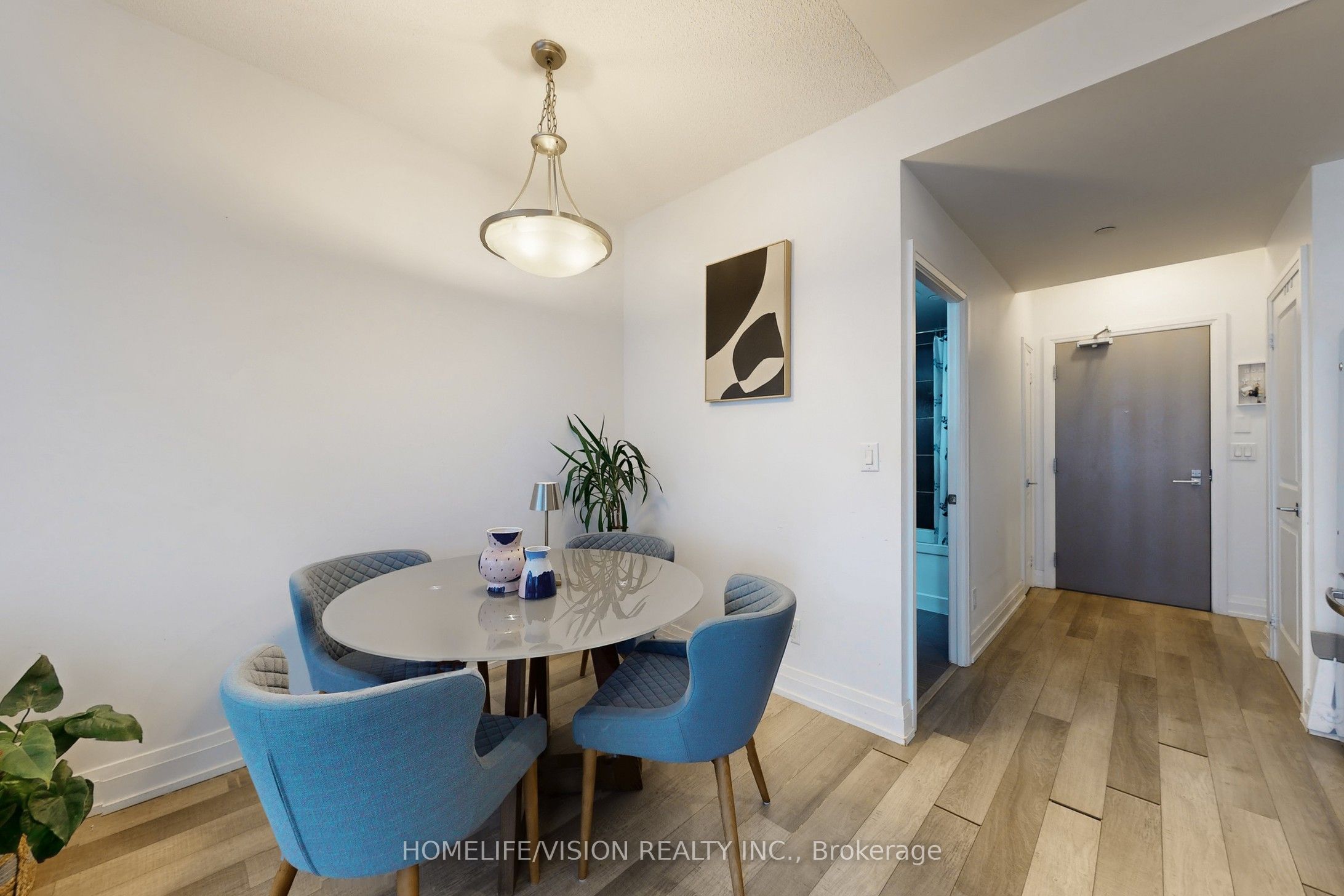 Photo 17 of Unit 1403, 7165 Yonge Street, Markham, Grandview — HOMEH
