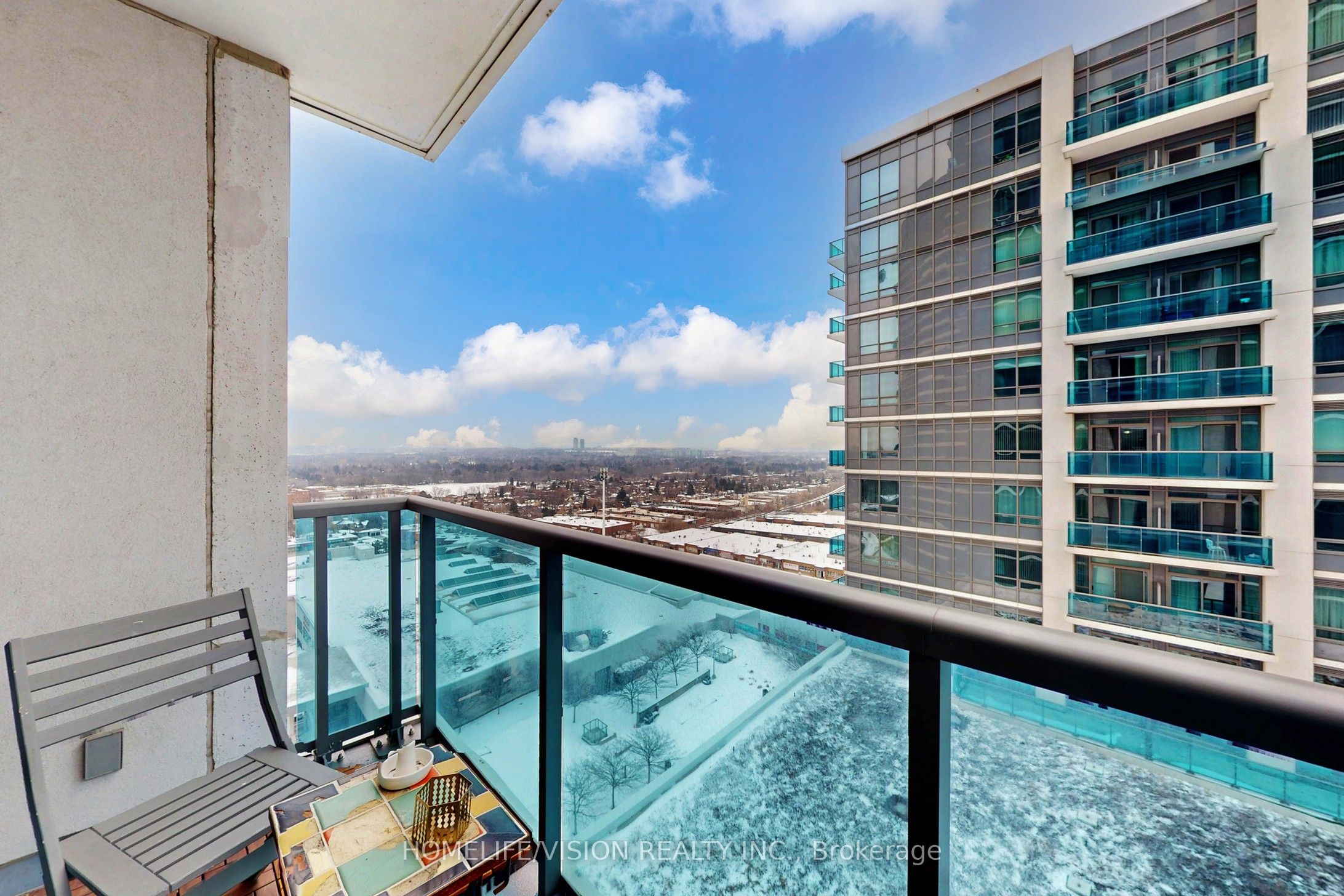 Photo 27 of Unit 1403, 7165 Yonge Street, Markham, Grandview — HOMEH