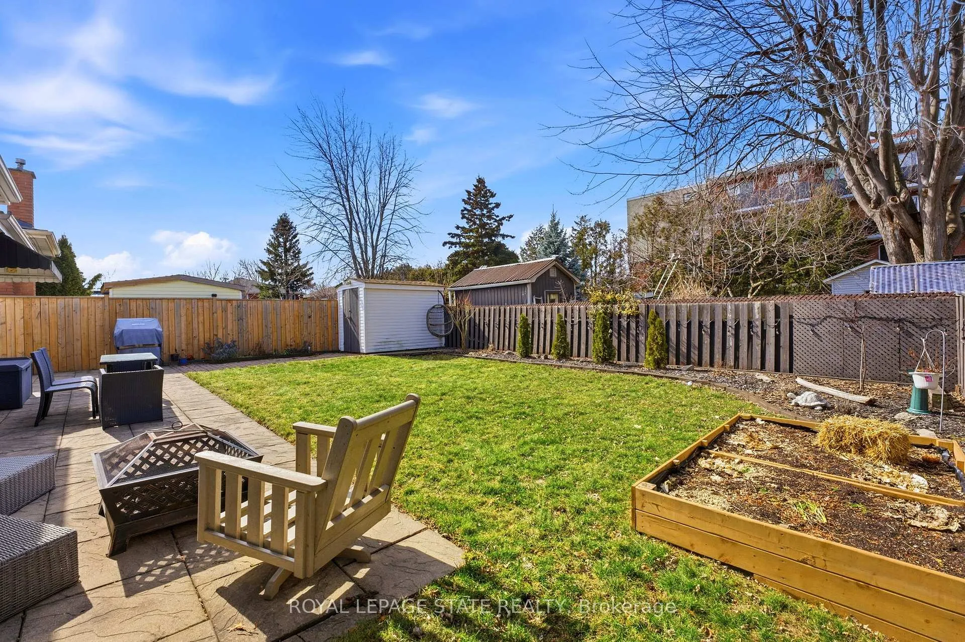 Photo 37 of 48 Champlain Avenue, Hamilton, Greenford — HOMEH