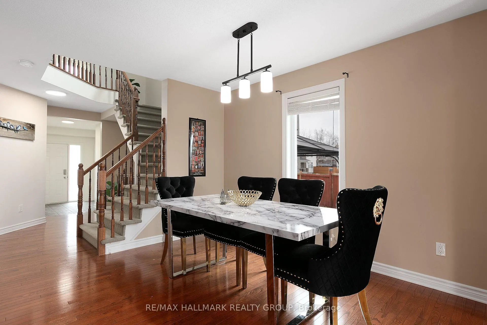Photo 4 of 4120 Kelly Farm Drive, Ottawa, Blossom Park/Kemp Park/Findlay Creek — HOMEH