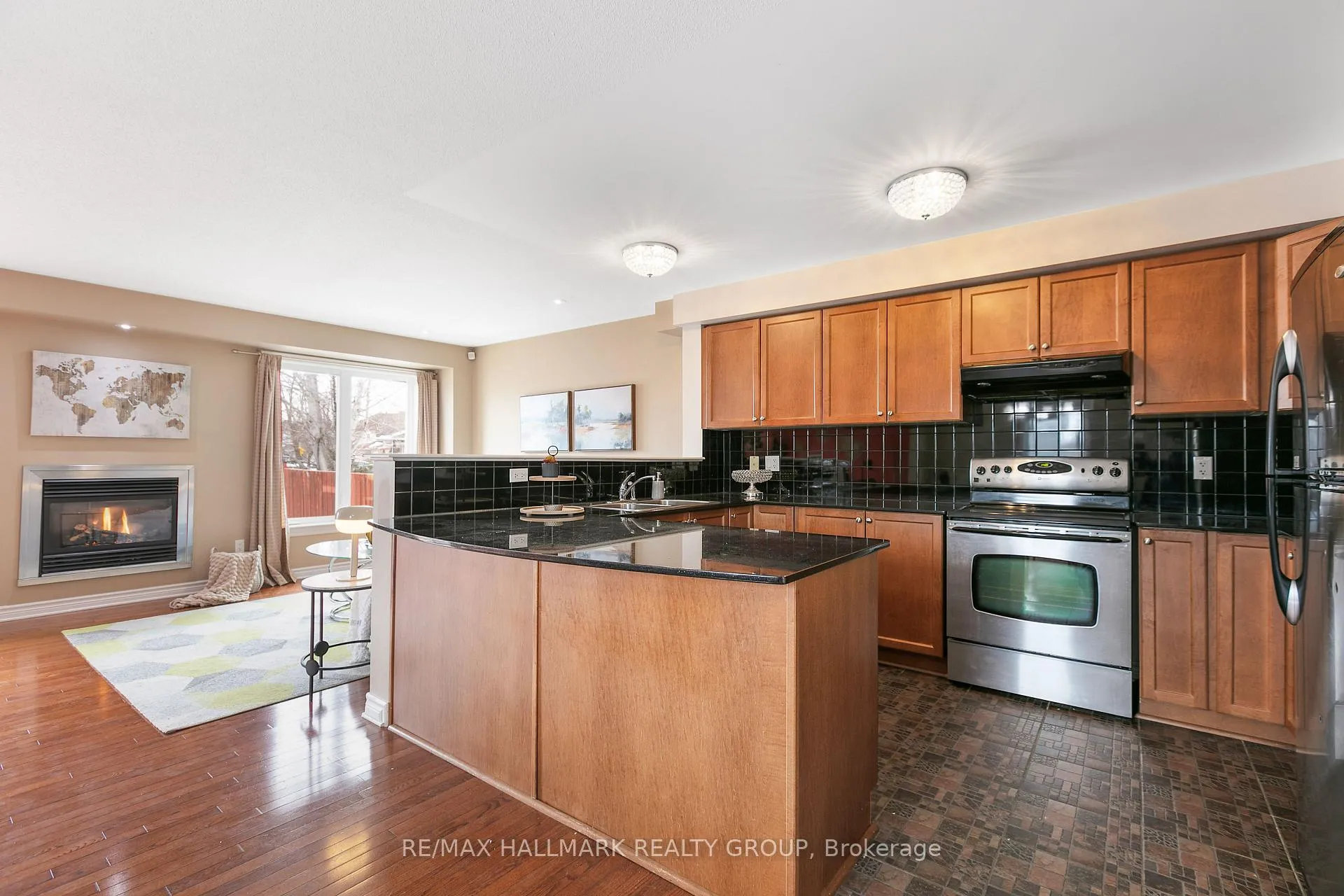 Photo 5 of 4120 Kelly Farm Drive, Ottawa, Blossom Park/Kemp Park/Findlay Creek — HOMEH