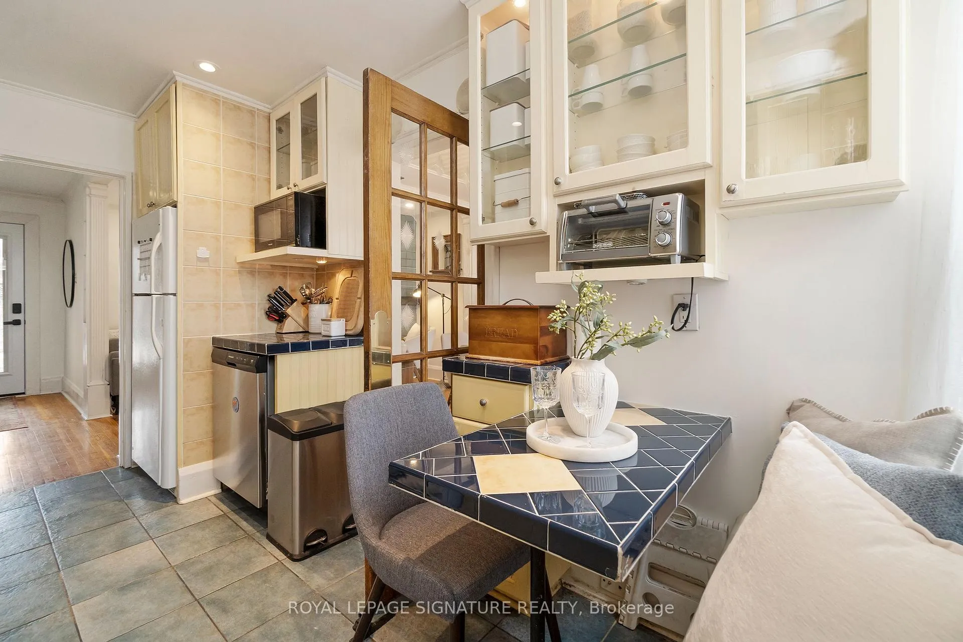 Photo 10 of 32 Kerr Road, Toronto, Greenwood-Coxwell — HOMEH