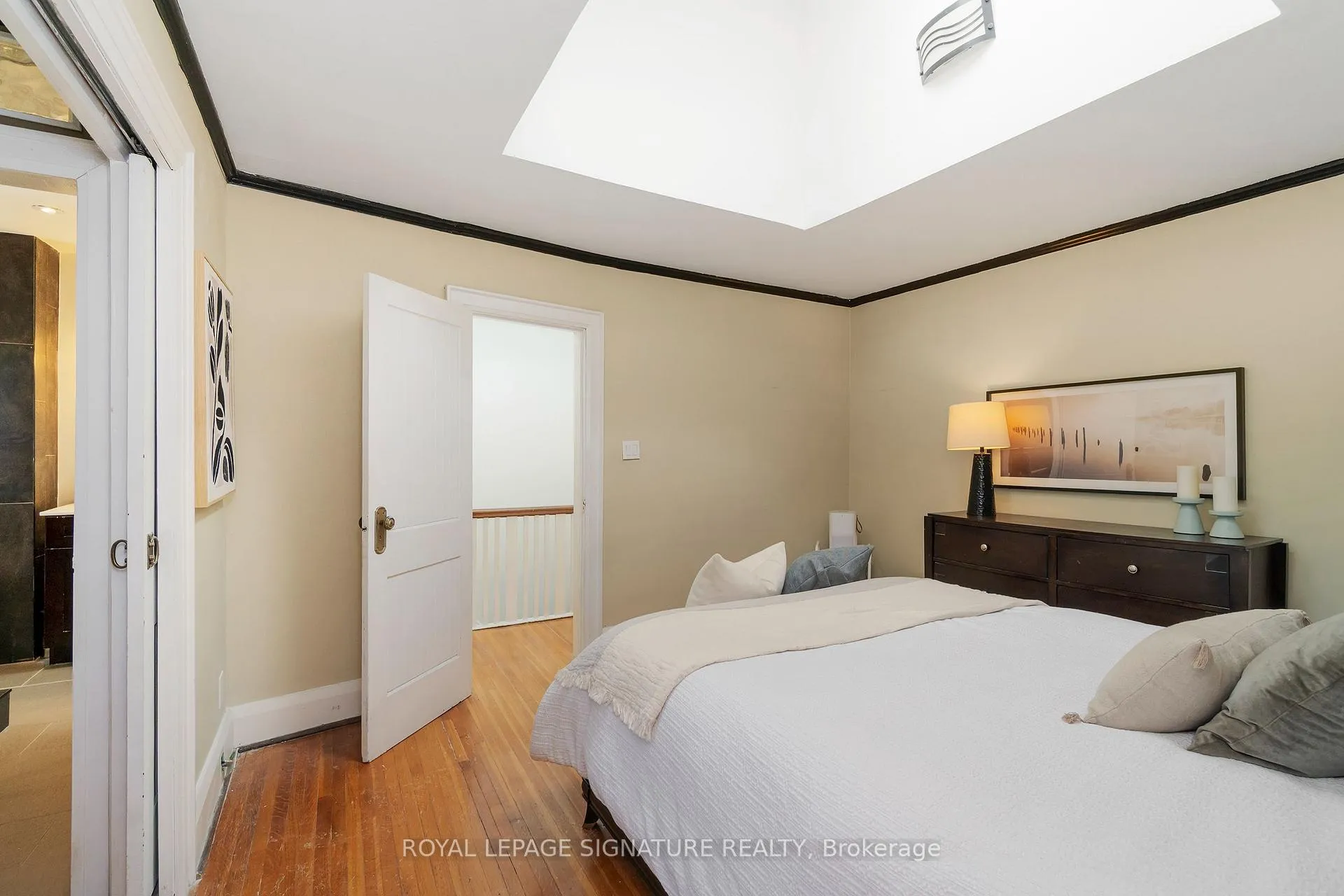 Photo 18 of 32 Kerr Road, Toronto, Greenwood-Coxwell — HOMEH